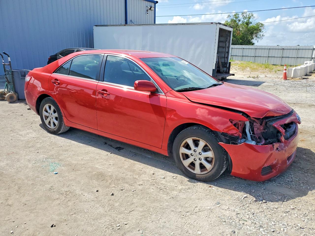 2011 Toyota Camry Le Red vin: 4T1BF3EK4BU641405