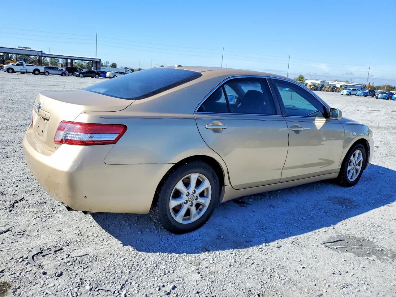 2011 Toyota Camry Base Gold vin: 4T1BF3EK4BU642053