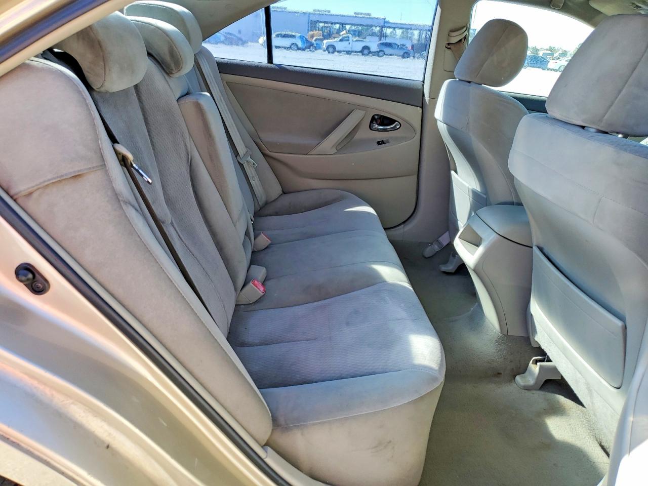 2011 Toyota Camry Base Gold vin: 4T1BF3EK4BU642053