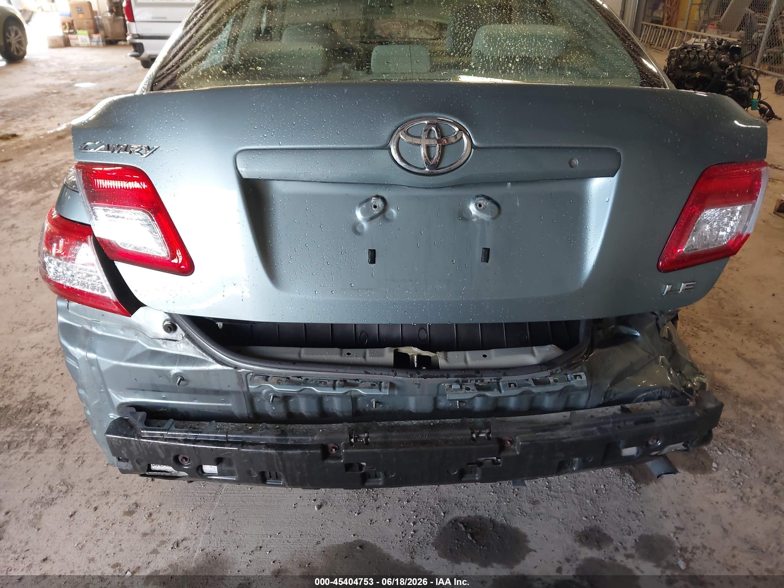 2011 Toyota Camry Le Blue vin: 4T1BF3EK4BU646099