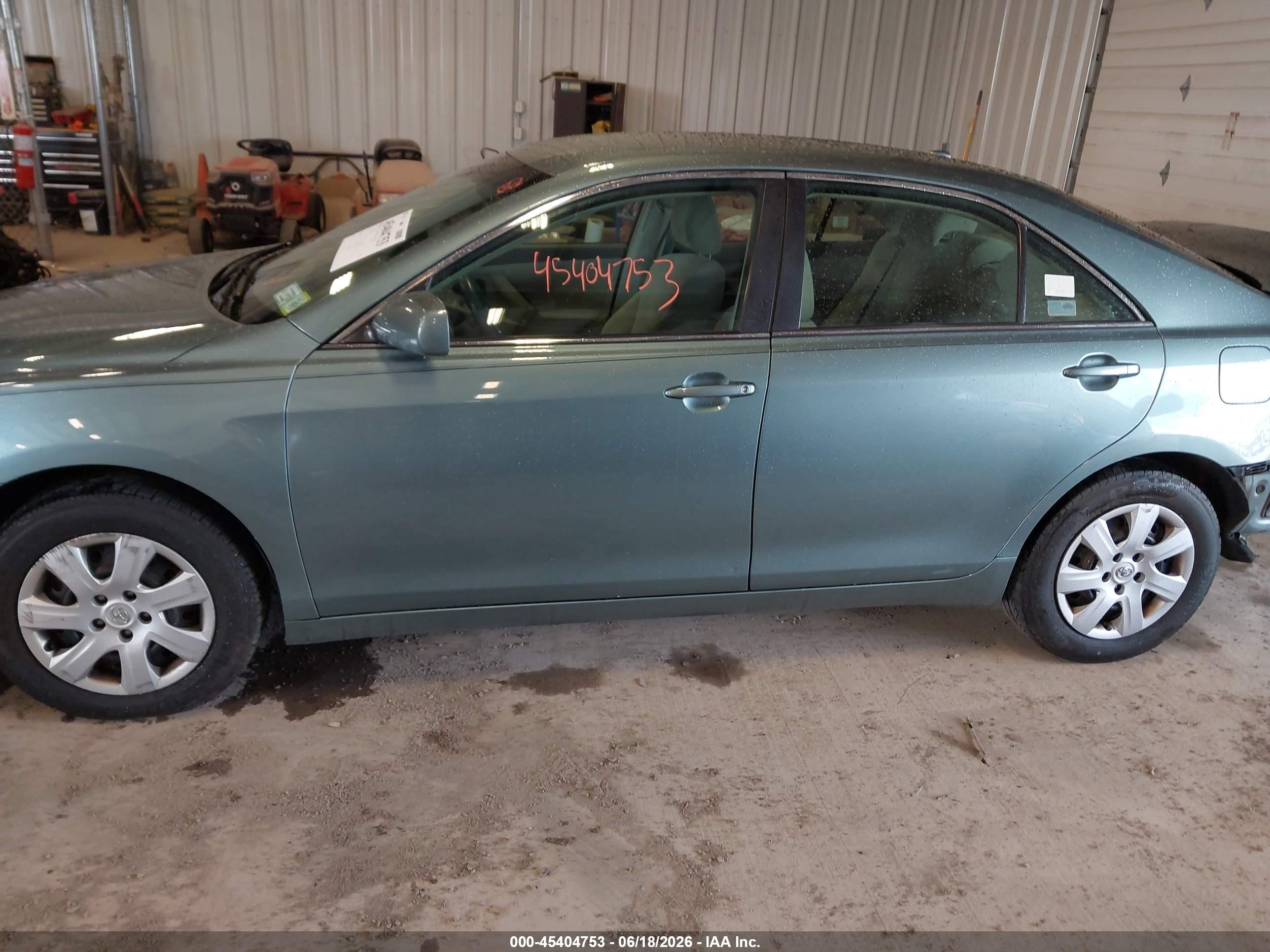 2011 Toyota Camry Le Blue vin: 4T1BF3EK4BU646099