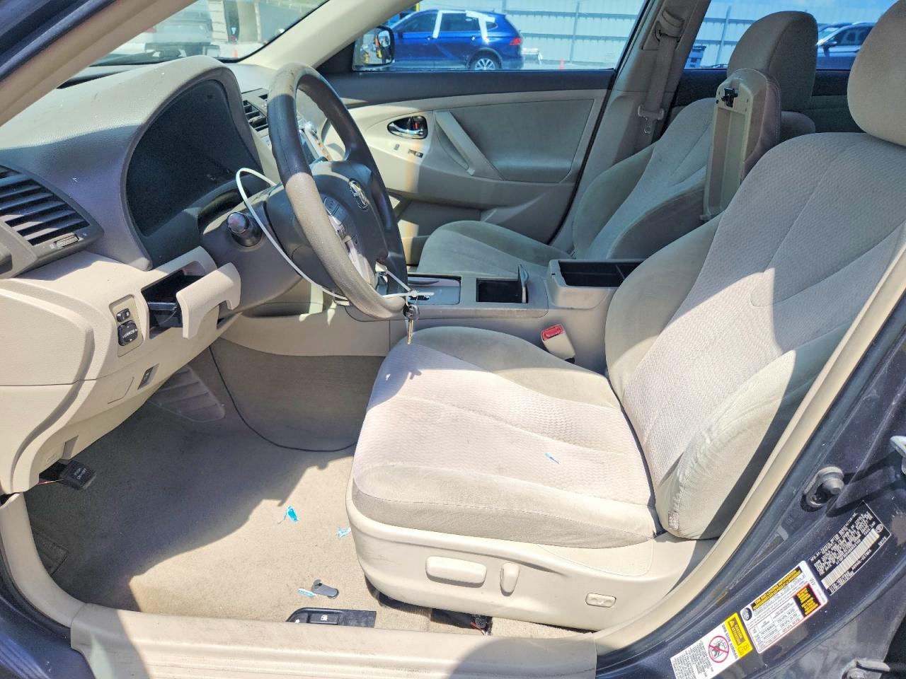 2011 Toyota Camry Le Gray vin: 4T1BF3EK4BU652100