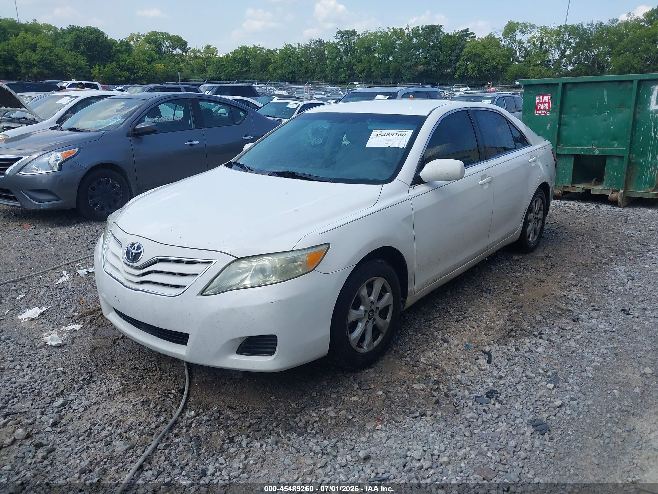 2011 Toyota Camry Le White vin: 4T1BF3EK4BU653022