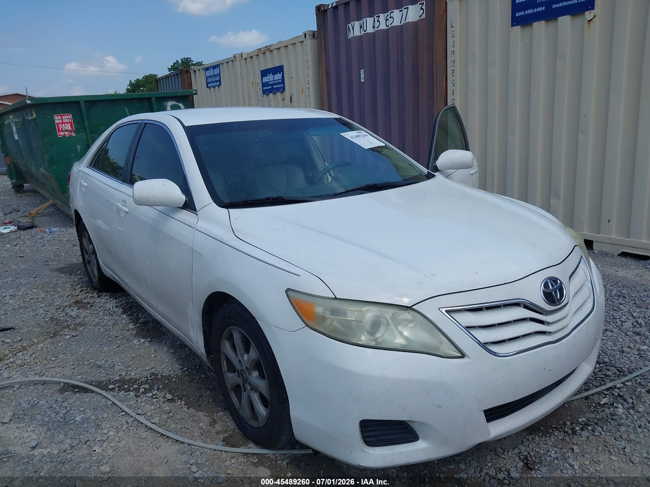2011 Toyota Camry Le White vin: 4T1BF3EK4BU653022