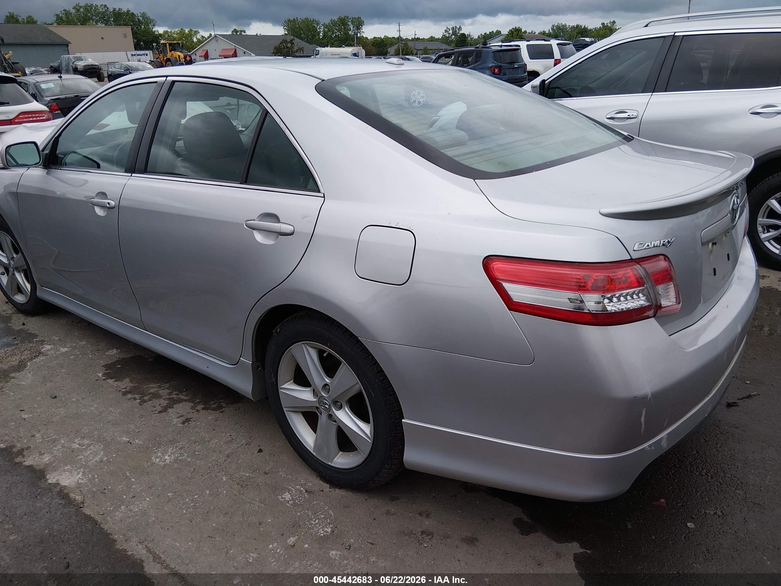 2011 Toyota Camry Se Silver vin: 4T1BF3EK4BU663503
