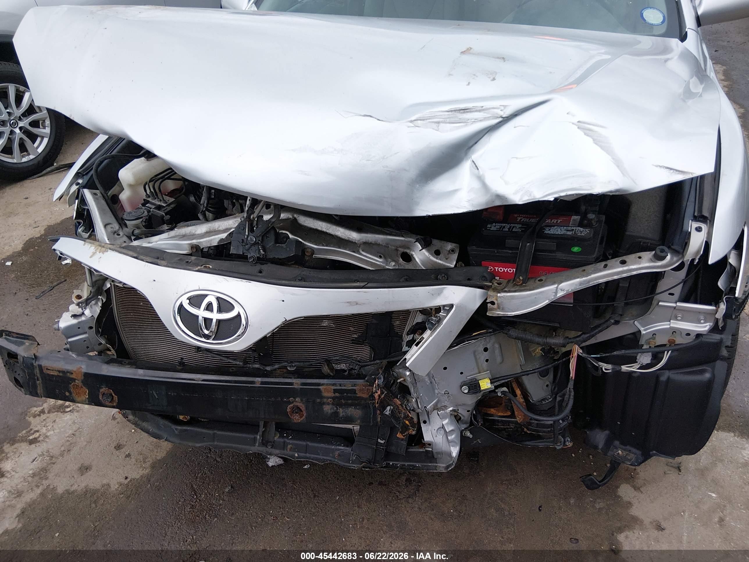 2011 Toyota Camry Se Silver vin: 4T1BF3EK4BU663503