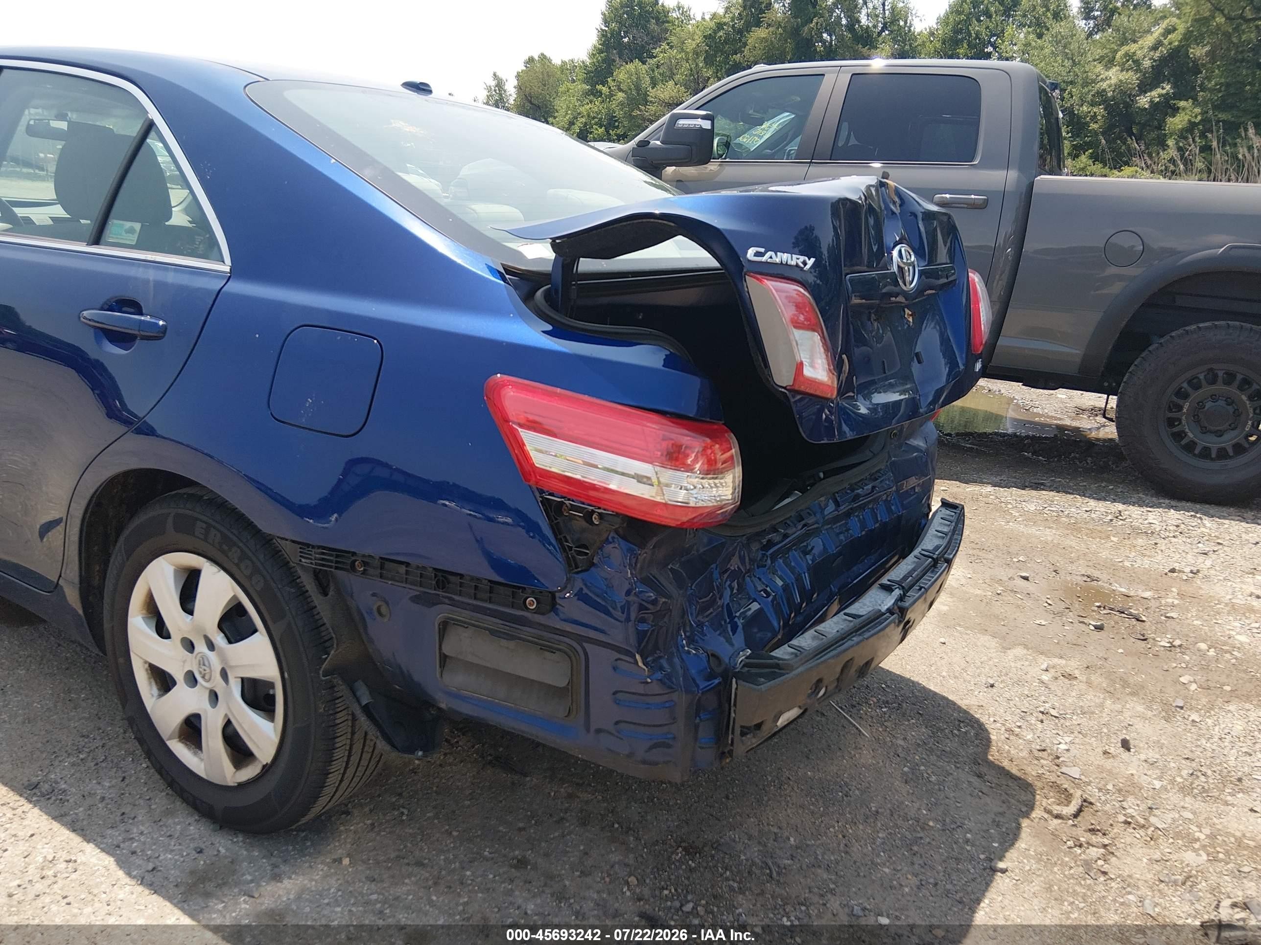 2011 Toyota Camry Le Blue vin: 4T1BF3EK4BU672329