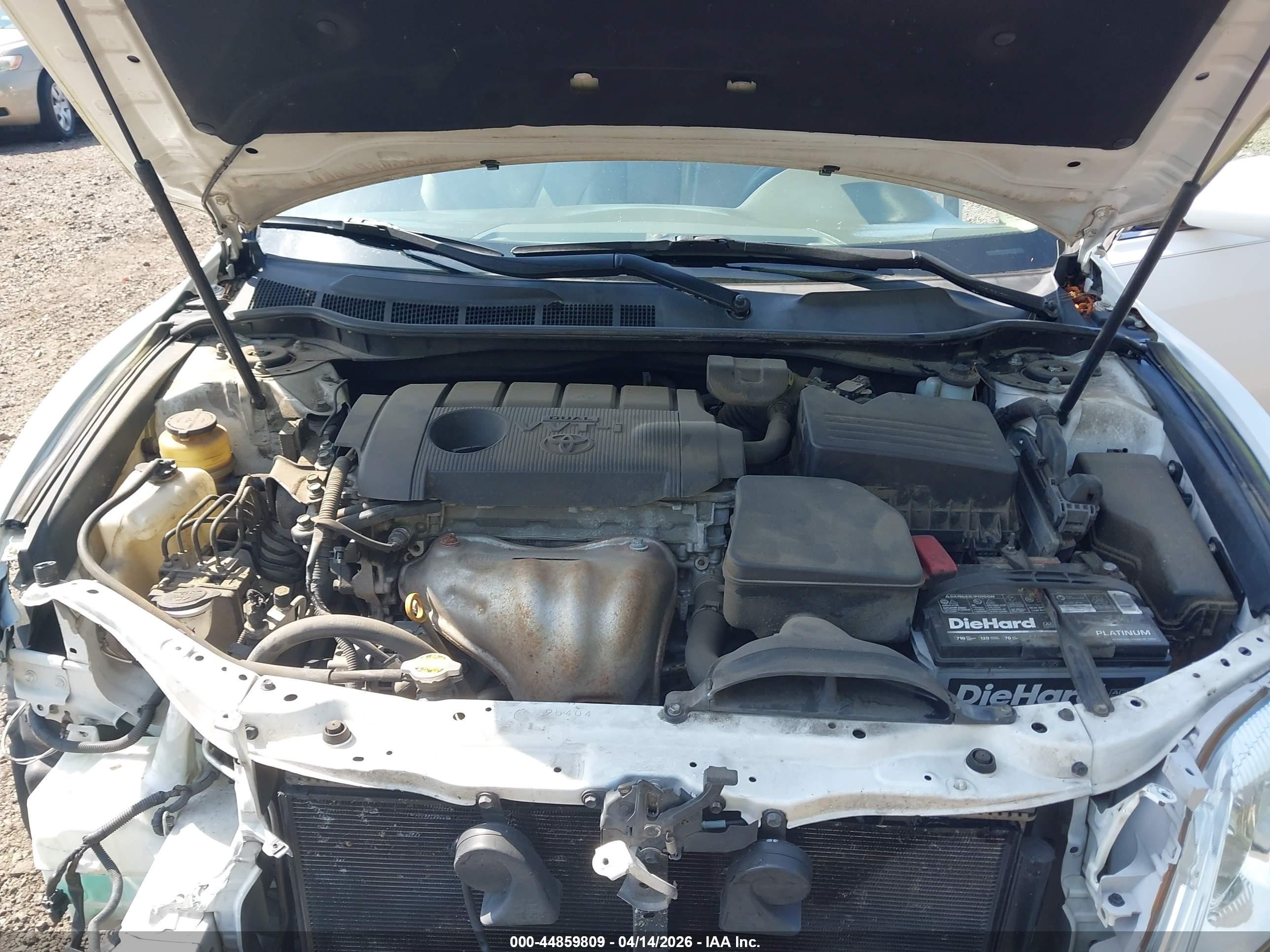 2011 Toyota Camry Le Белый vin: 4T1BF3EK4BU675716