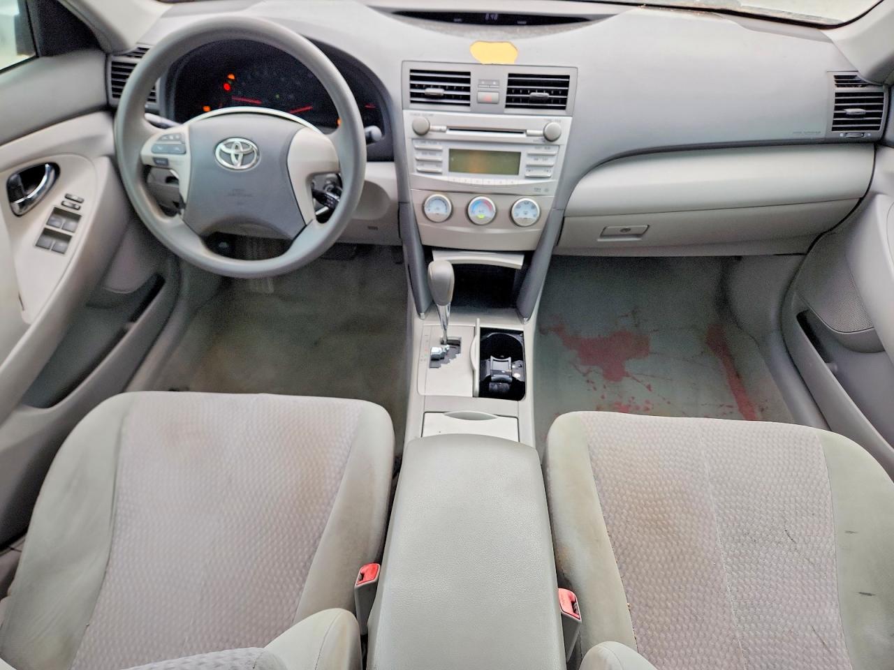 2011 Toyota Camry Base White vin: 4T1BF3EK4BU681063