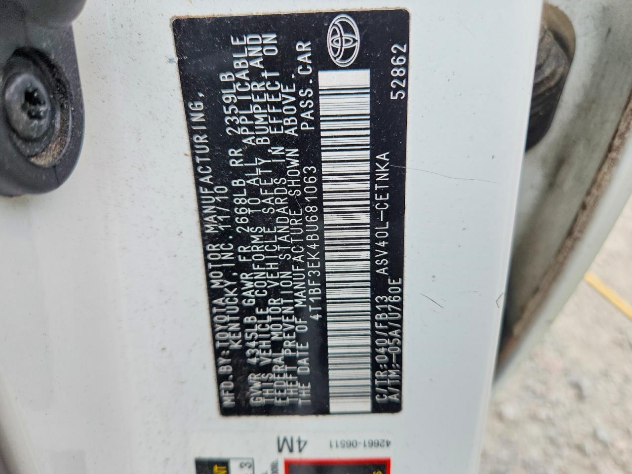 2011 Toyota Camry Base White vin: 4T1BF3EK4BU681063