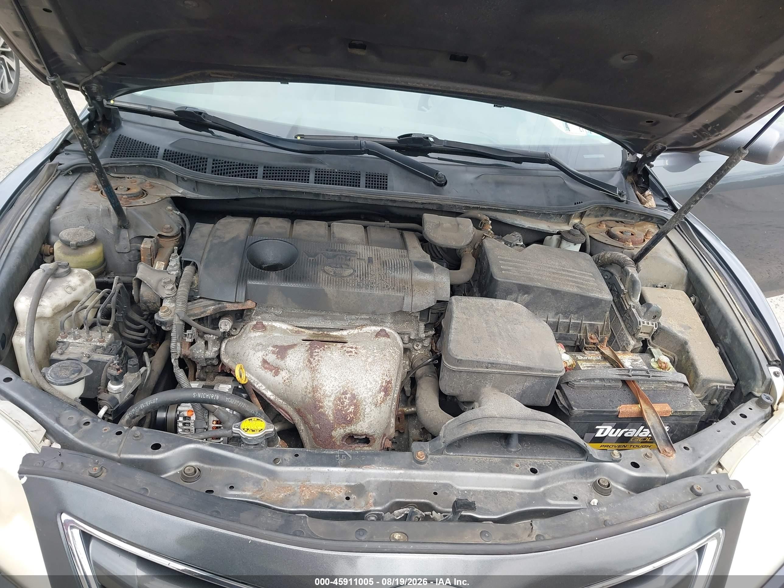 2011 Toyota Camry Le Gray vin: 4T1BF3EK4BU682682
