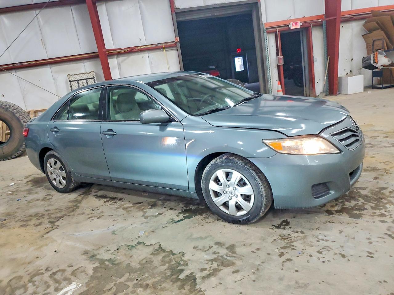2011 Toyota Camry Le Blue vin: 4T1BF3EK4BU707595