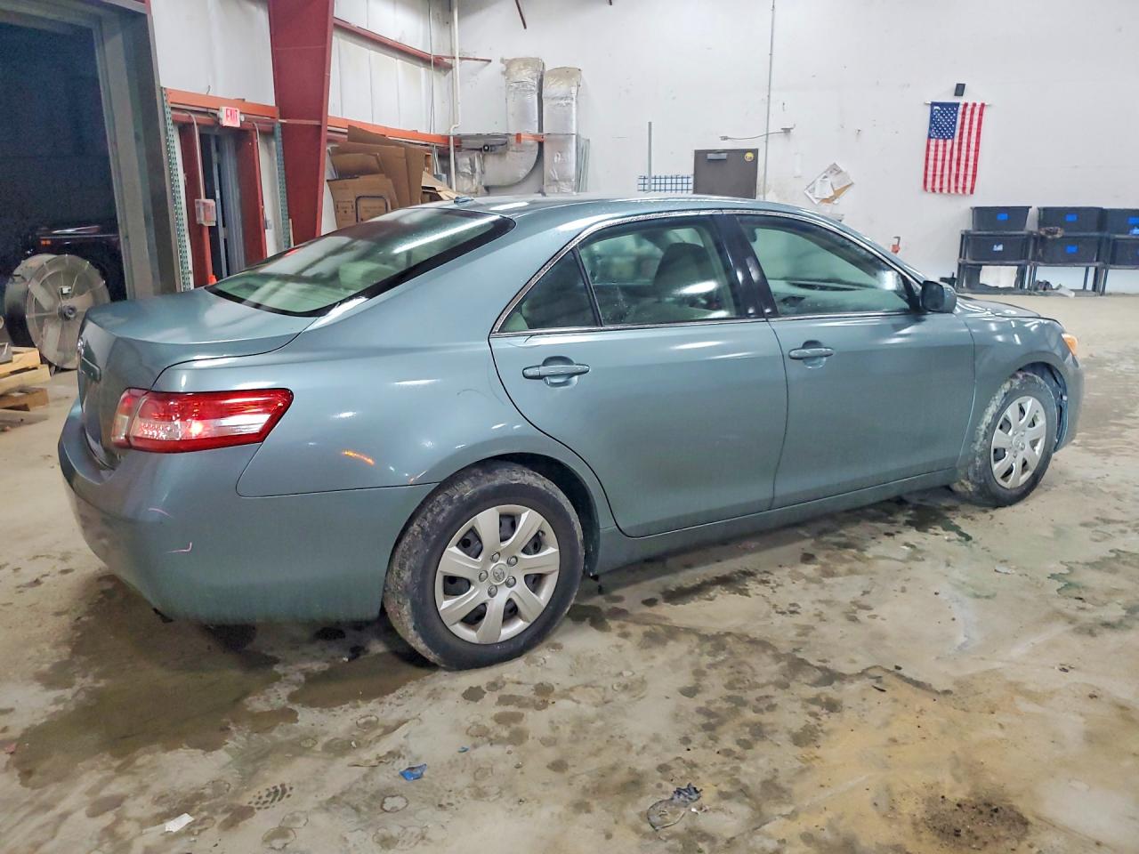 2011 Toyota Camry Le Blue vin: 4T1BF3EK4BU707595