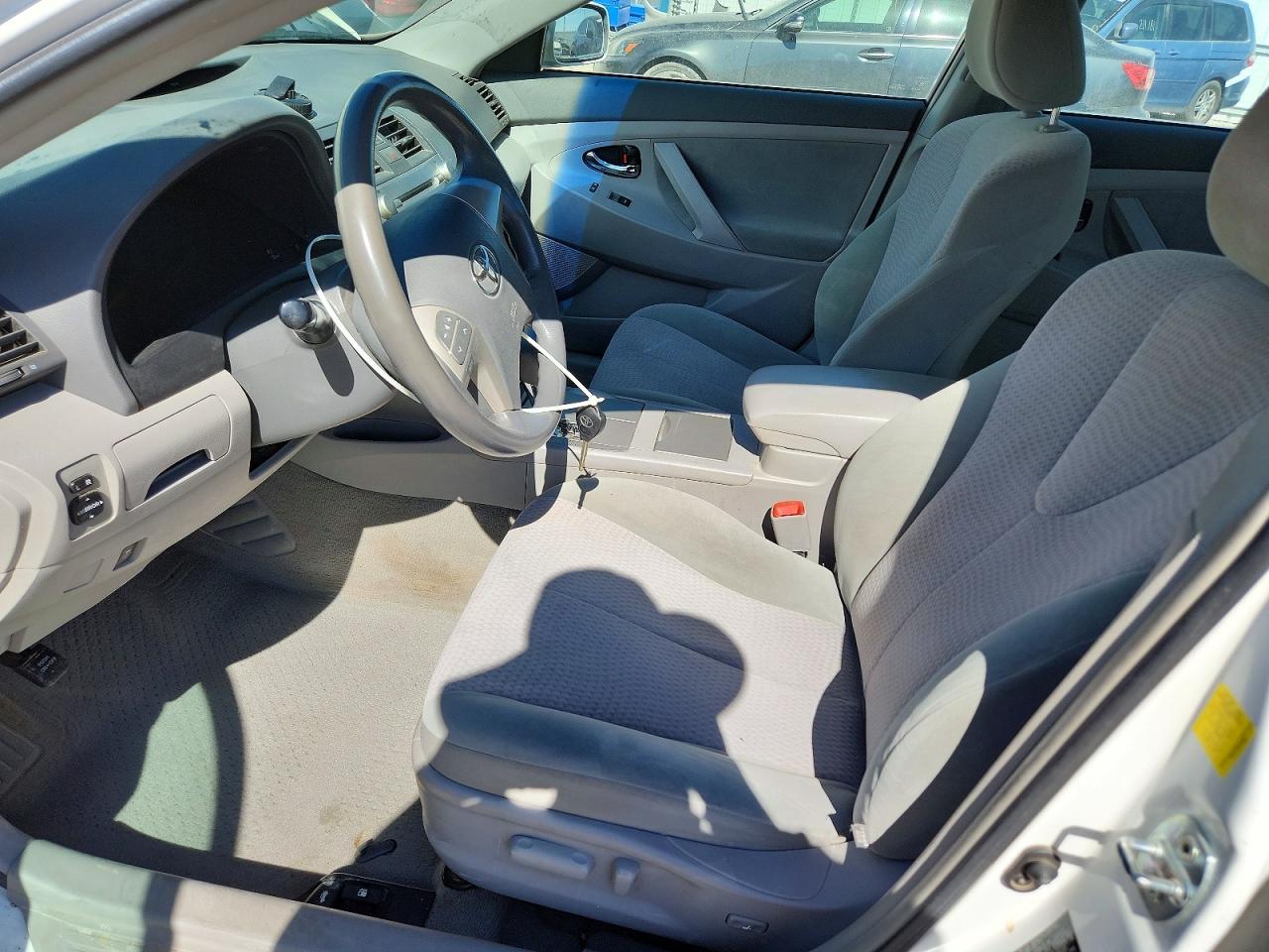 2011 Toyota Camry Le White vin: 4T1BF3EK4BU709086