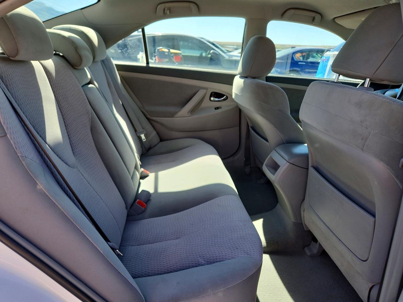 2011 Toyota Camry Le White vin: 4T1BF3EK4BU709086