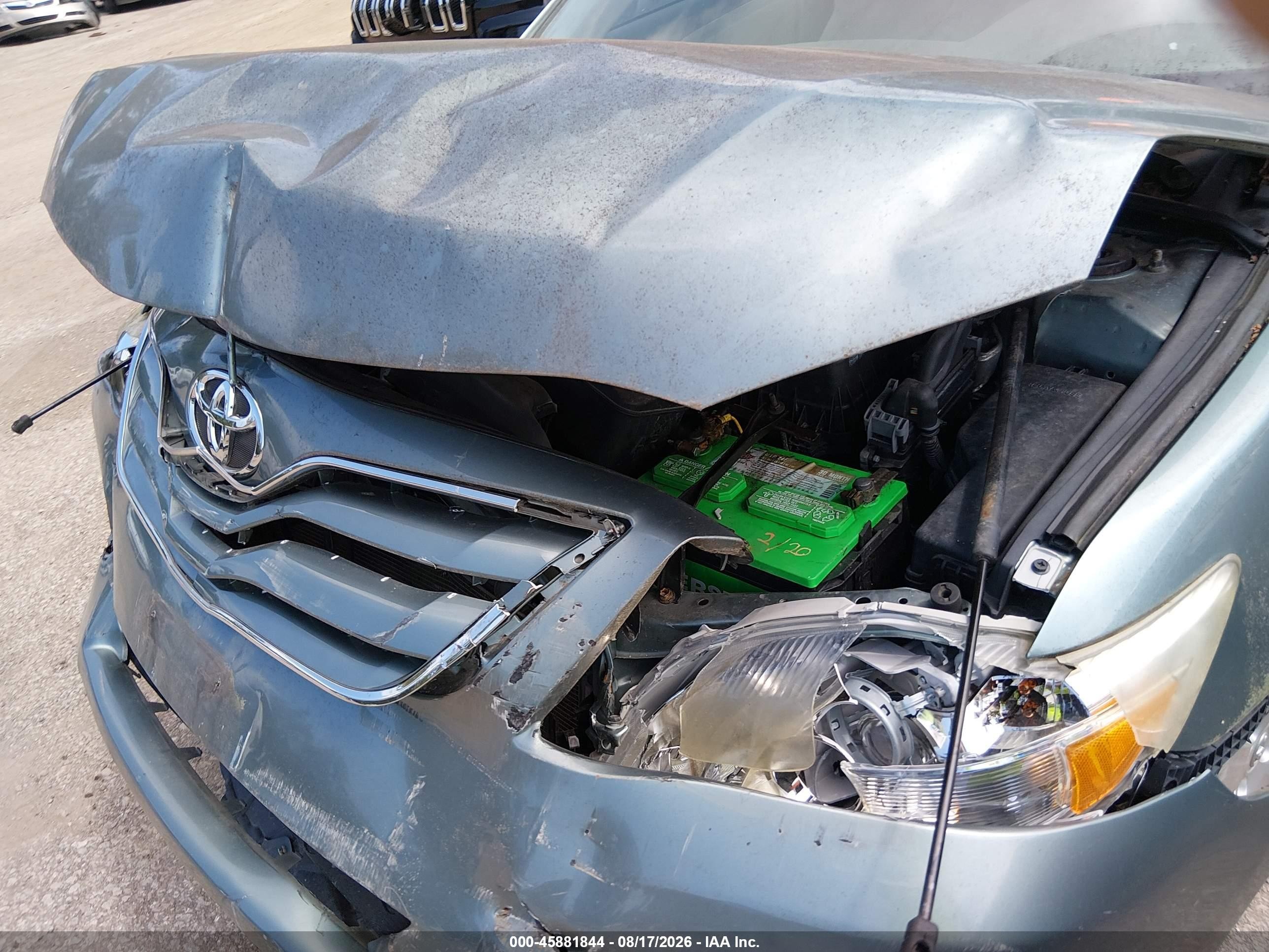 2011 Toyota Camry Le Зеленый vin: 4T1BF3EK4BU710397