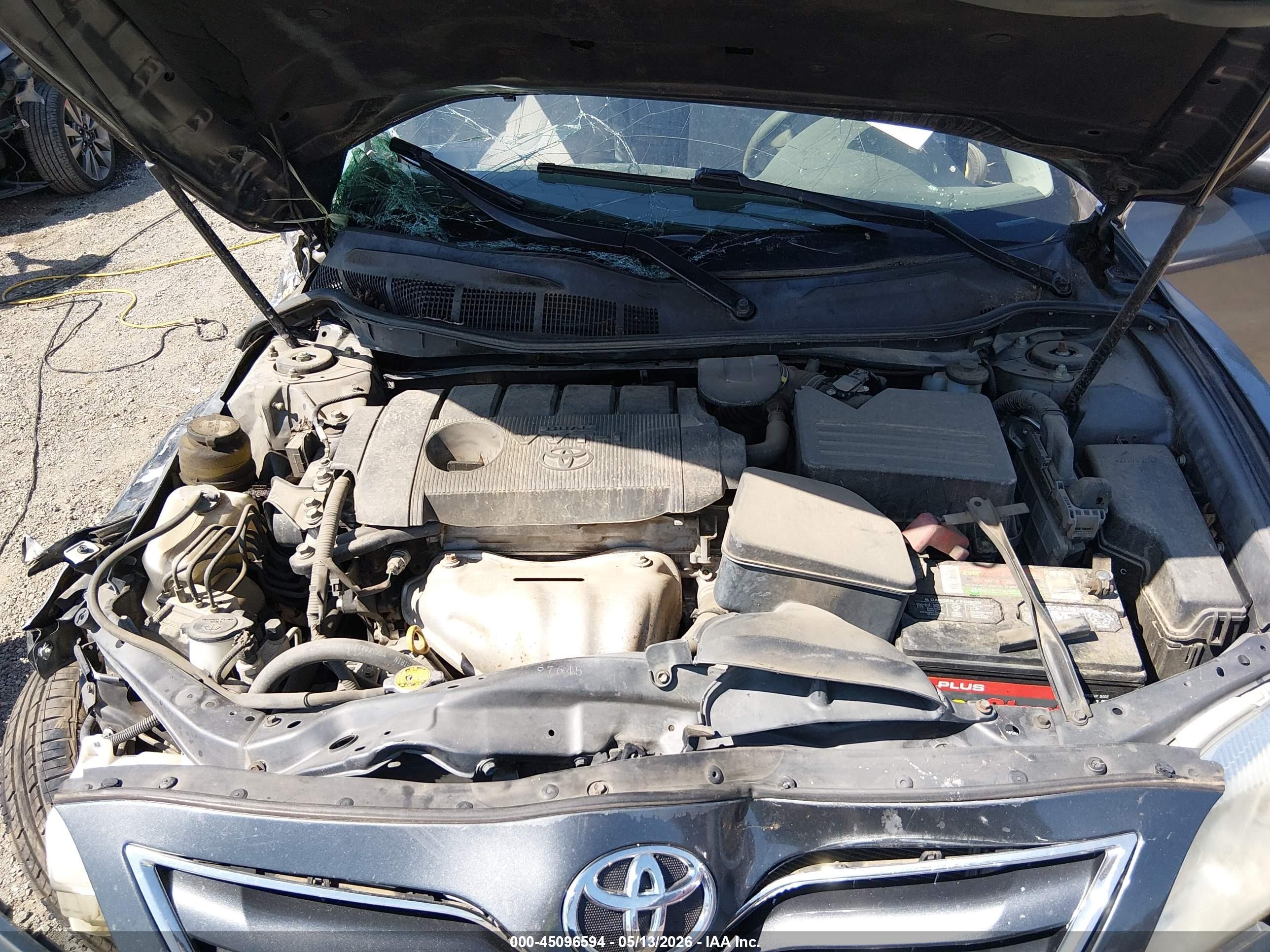 2011 Toyota Camry Le Gray vin: 4T1BF3EK4BU711257