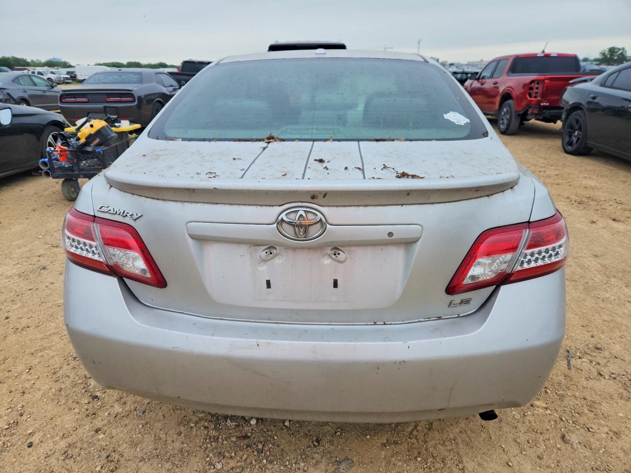 2011 Toyota Camry Silver vin: 4T1BF3EK4BU712019