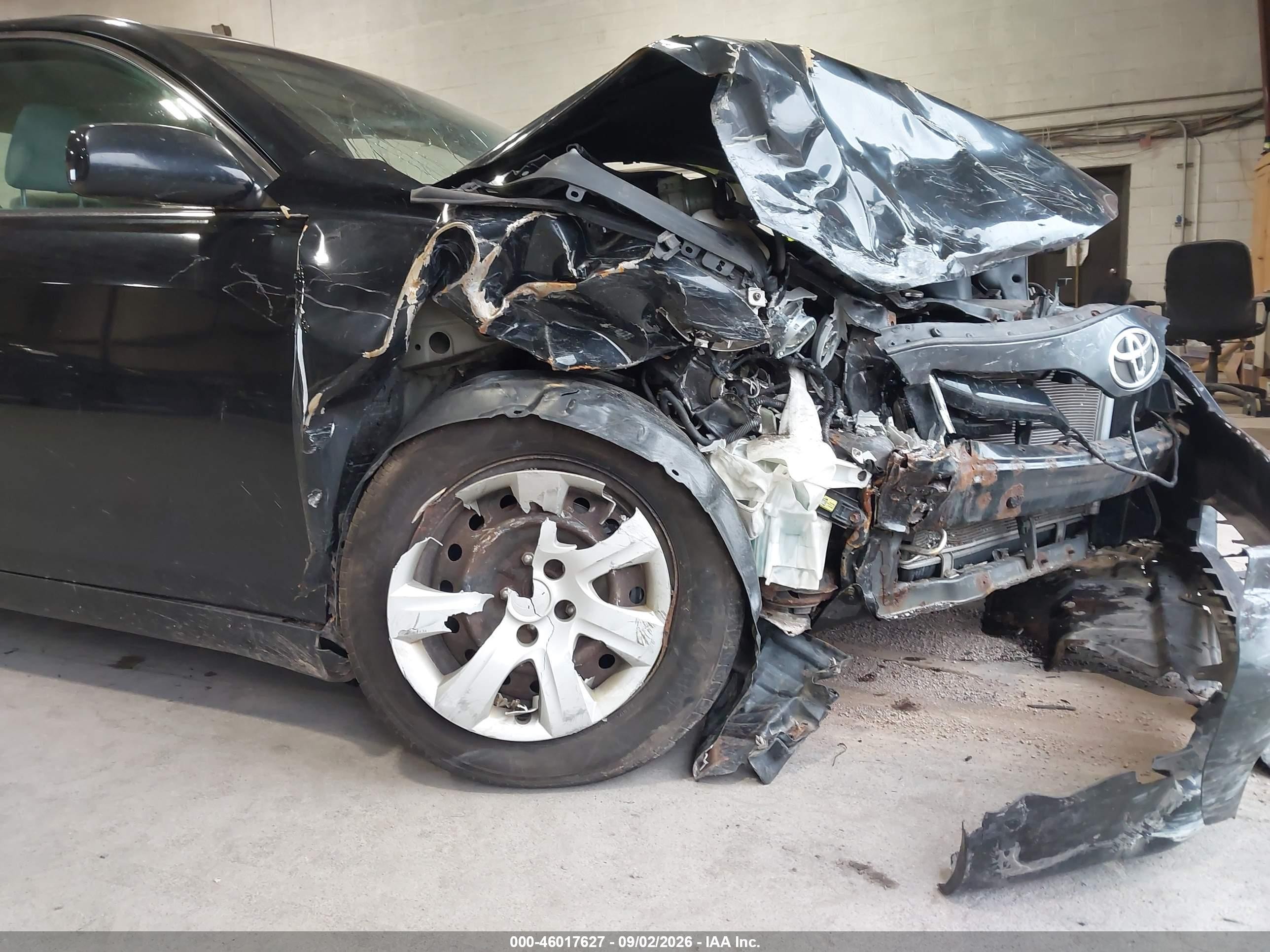 2011 Toyota Camry   Black vin: 4T1BF3EK4BU721660