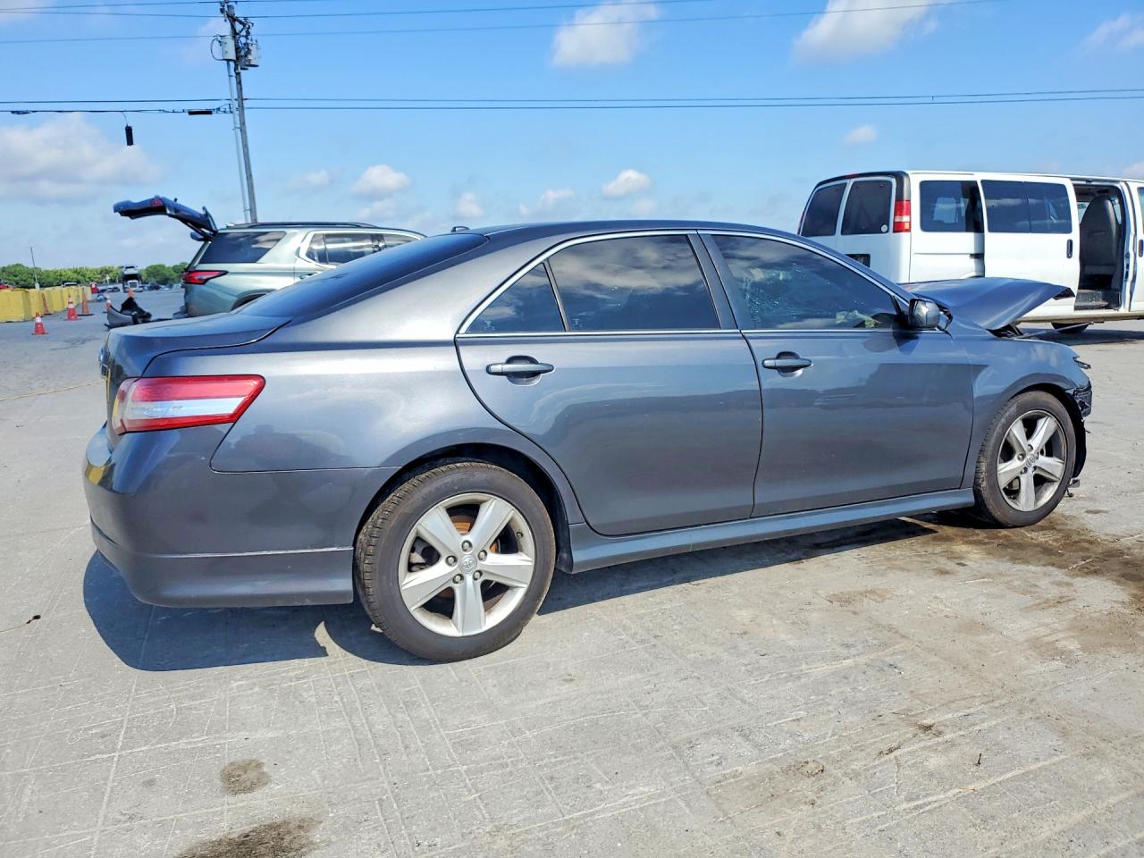 2011 Toyota Camry Se Charcoal vin: 4T1BF3EK4BU725899