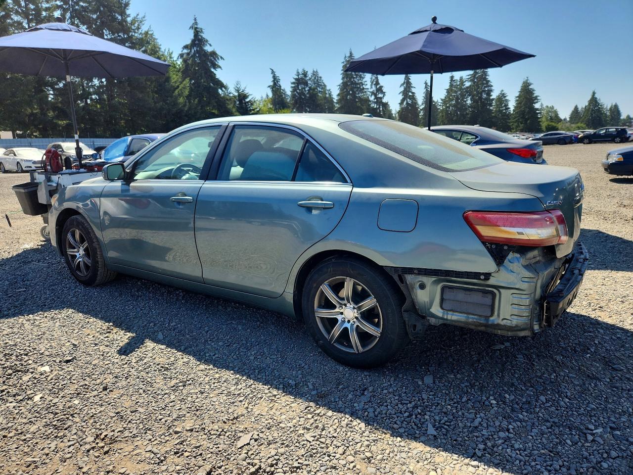 2011 Toyota Camry Le Silver vin: 4T1BF3EK4BU730925