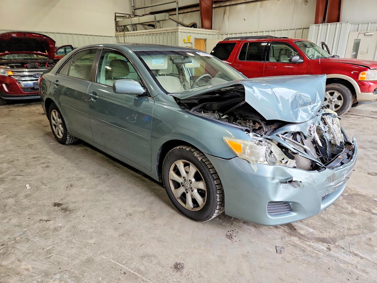 2011 Toyota Camry Le Turquoise vin: 4T1BF3EK4BU736014