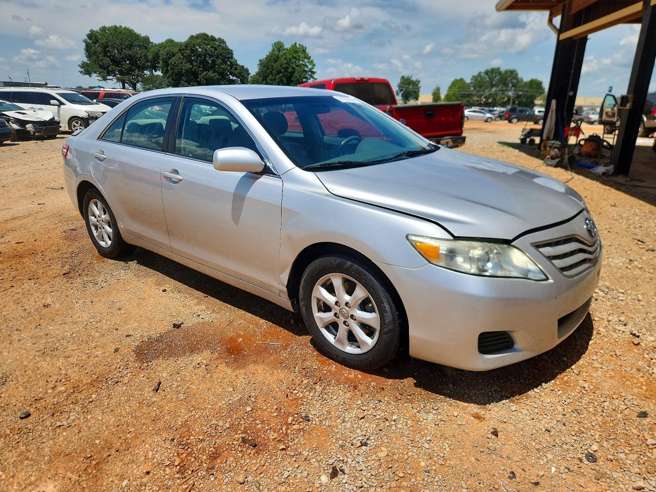 2011 Toyota Camry Le Silver vin: 4T1BF3EK4BU754044