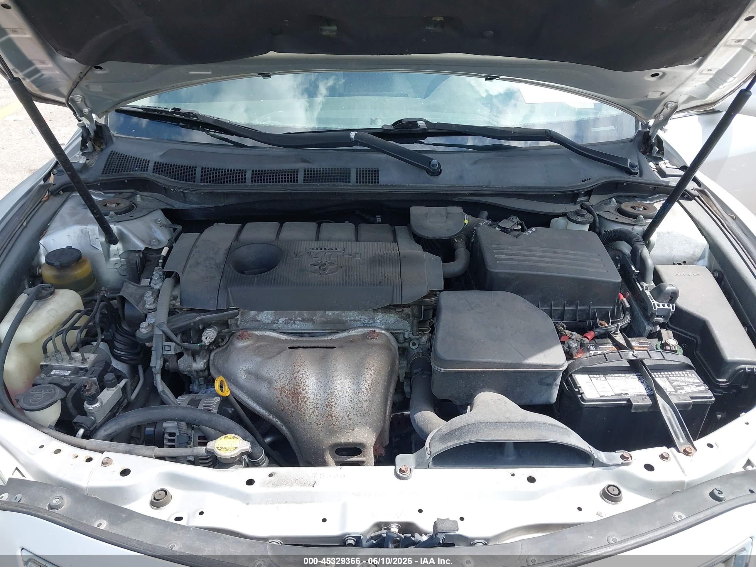 2011 Toyota Camry Le Серебряный vin: 4T1BF3EK4BU763312