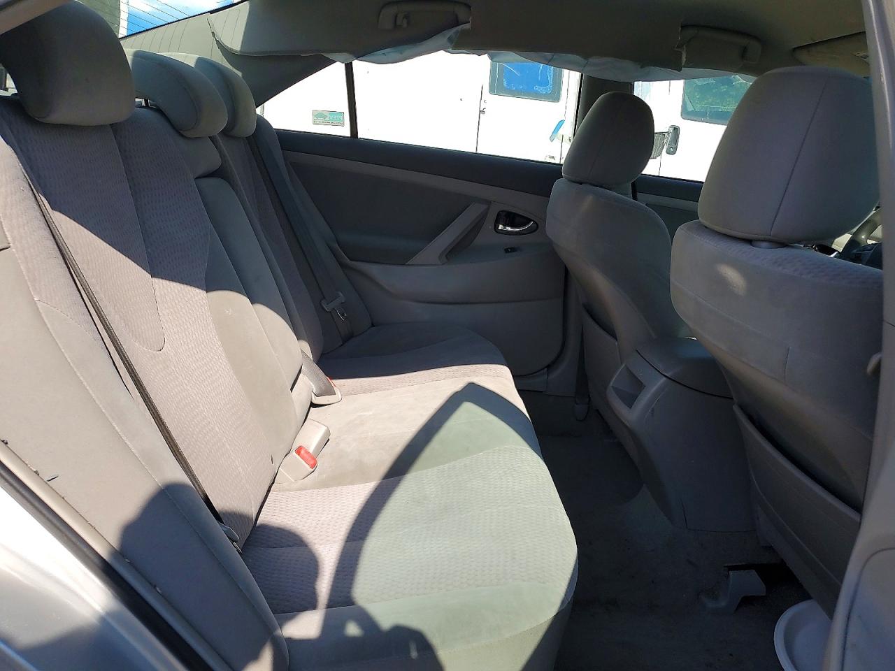 2011 Toyota Camry Le Silver vin: 4T1BF3EK4BU763763