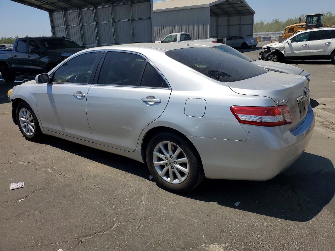 2011 Toyota Camry Xle Silver vin: 4T1BF3EK4BU766209