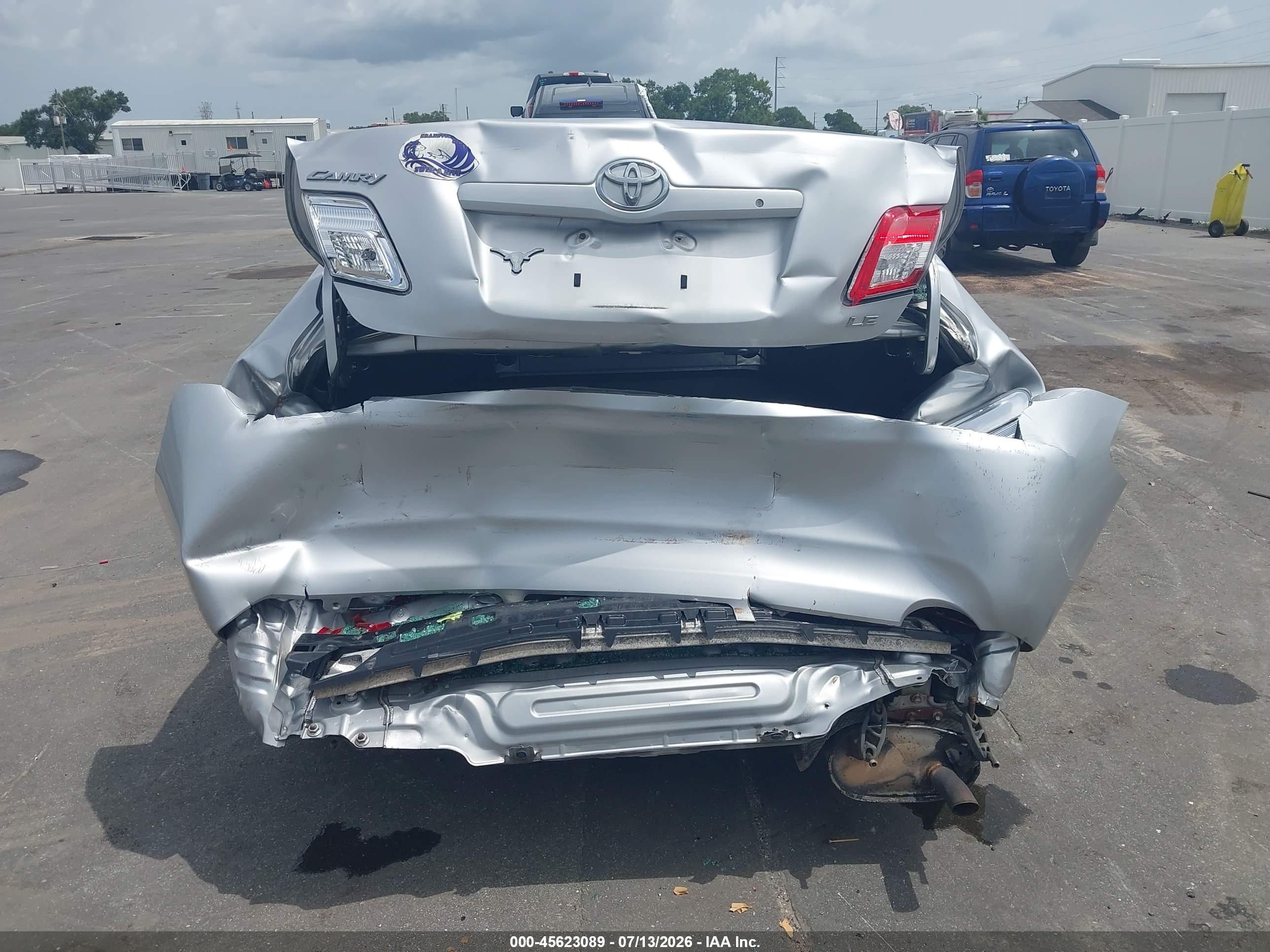 2011 Toyota Camry Le Silver vin: 4T1BF3EK4BU776187