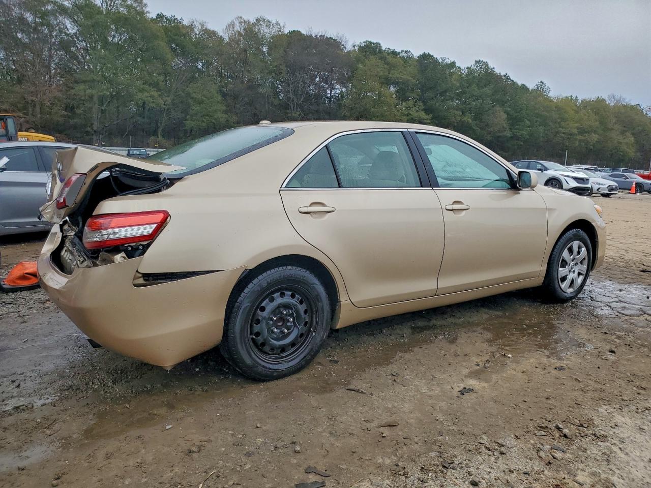 2010 Toyota Camry Le Золотой vin: 4T1BF3EK5AU036825