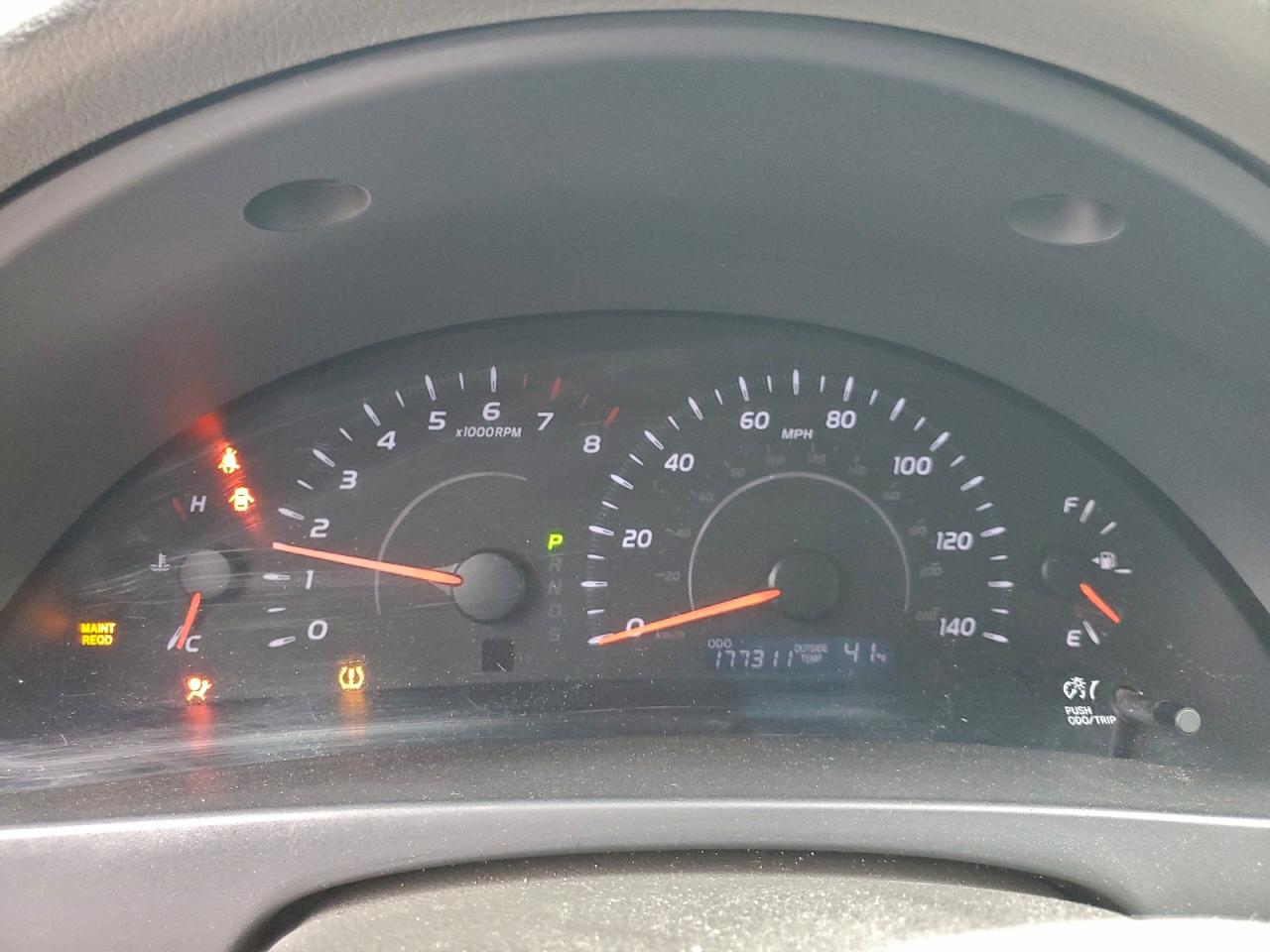 2010 Toyota Camry Le Золотой vin: 4T1BF3EK5AU036825