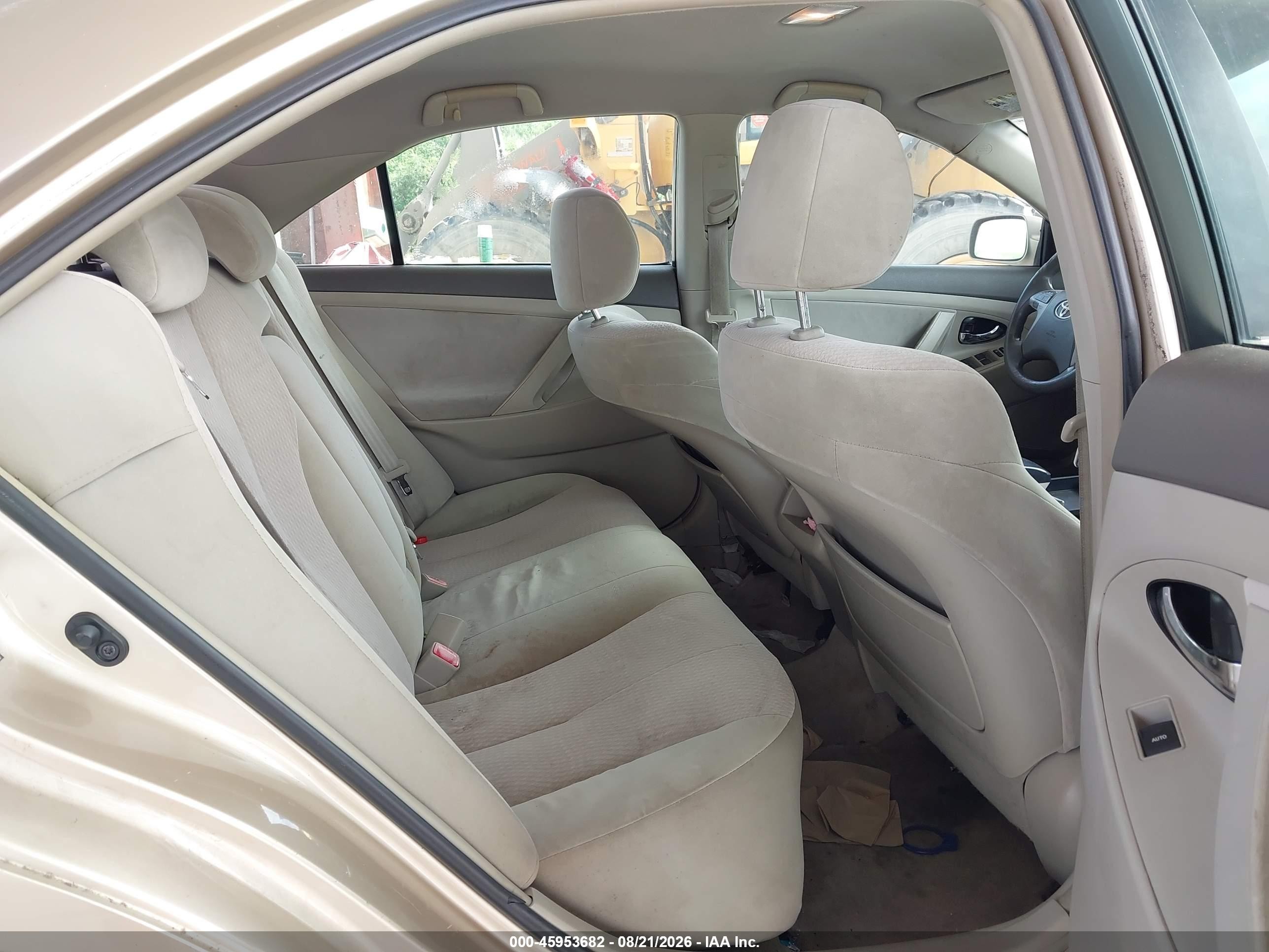 2010 Toyota Camry Le Желто-коричневый vin: 4T1BF3EK5AU037232