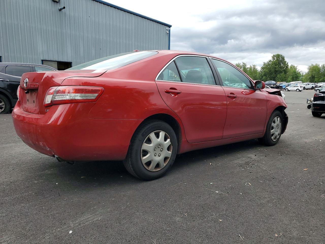 2010 Toyota Camry Le Red vin: 4T1BF3EK5AU046352