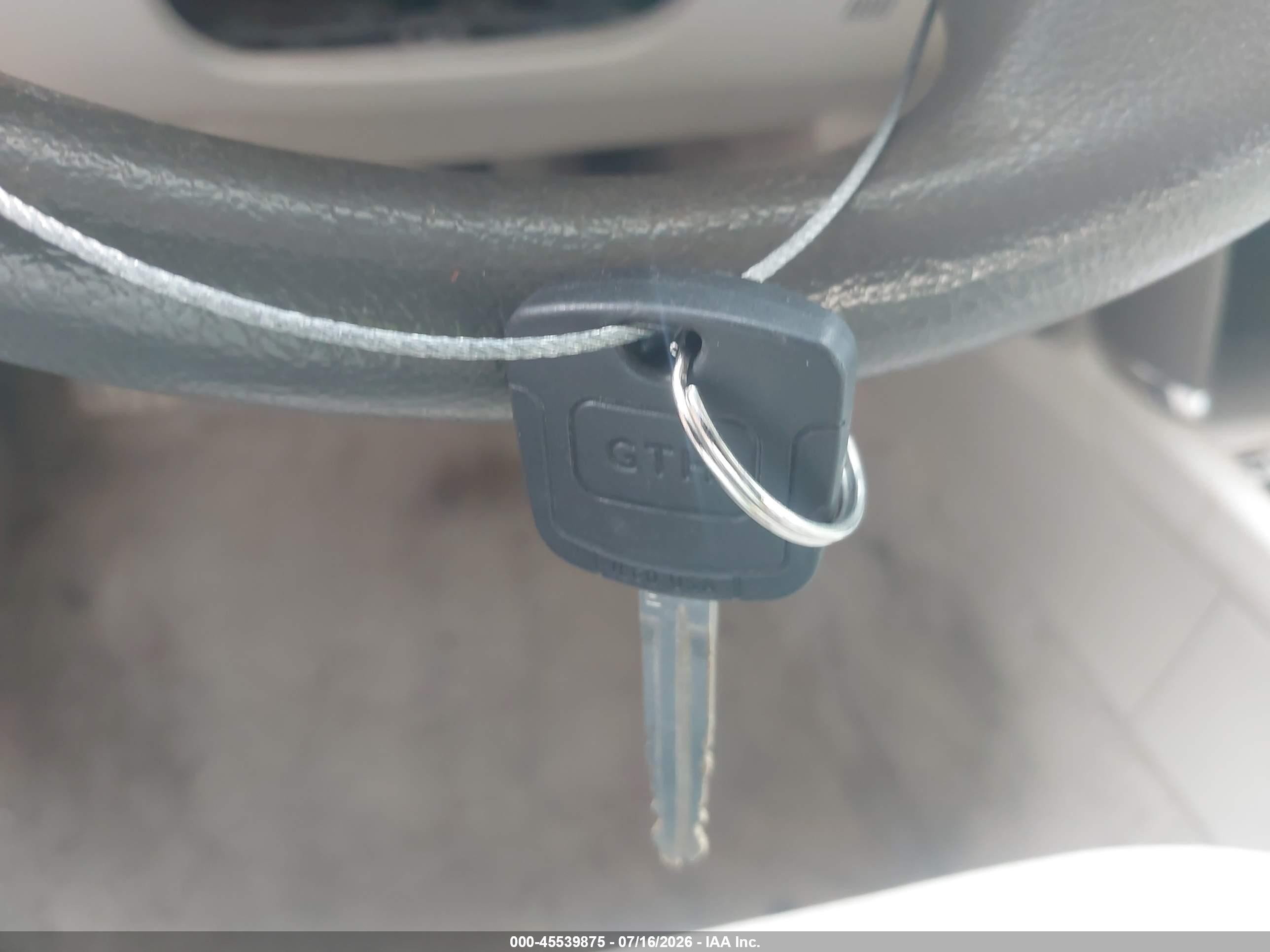 2010 Toyota Camry Le Золотой vin: 4T1BF3EK5AU048814