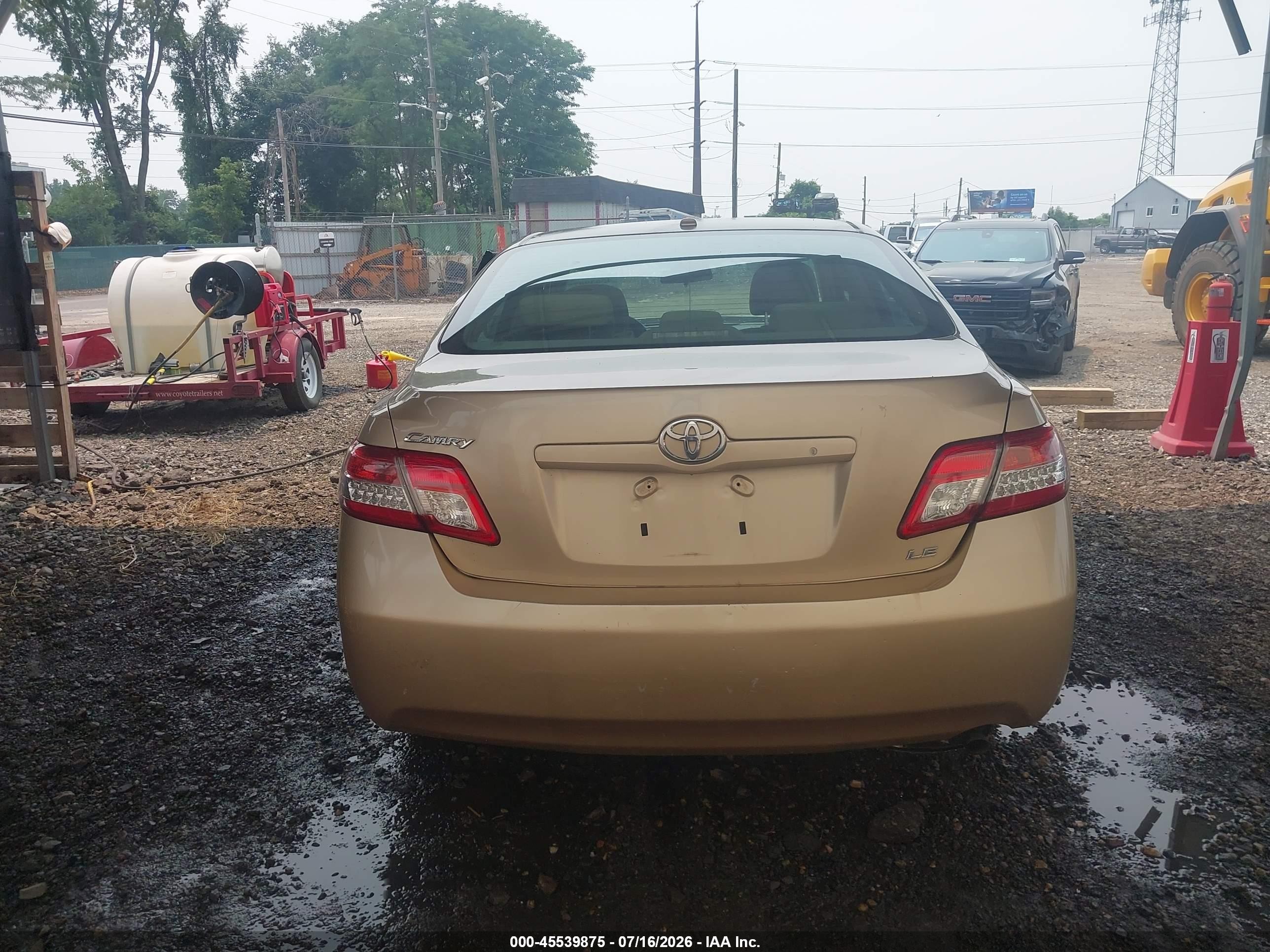 2010 Toyota Camry Le Золотой vin: 4T1BF3EK5AU048814