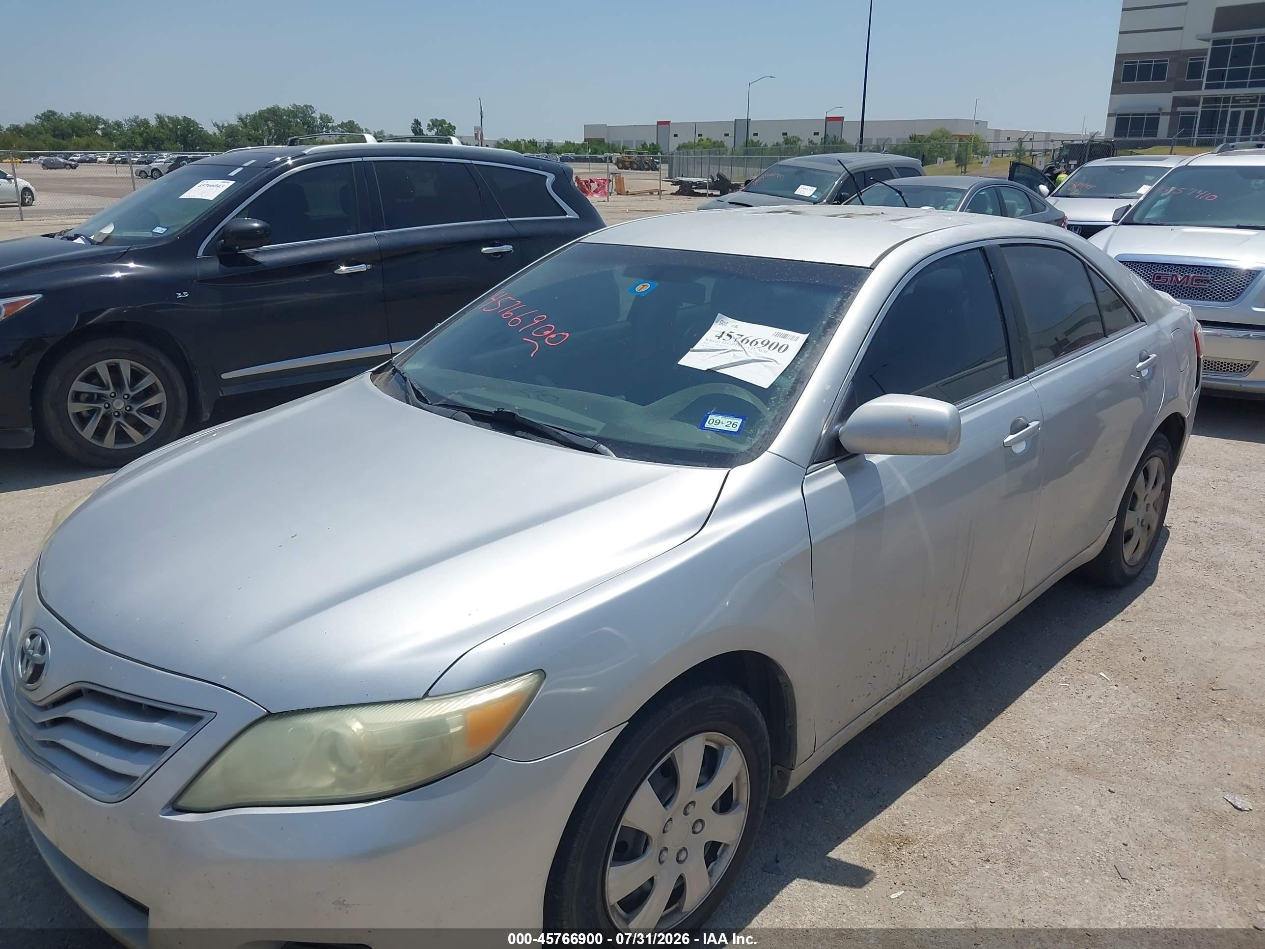 2010 Toyota Camry Le Серебряный vin: 4T1BF3EK5AU051356