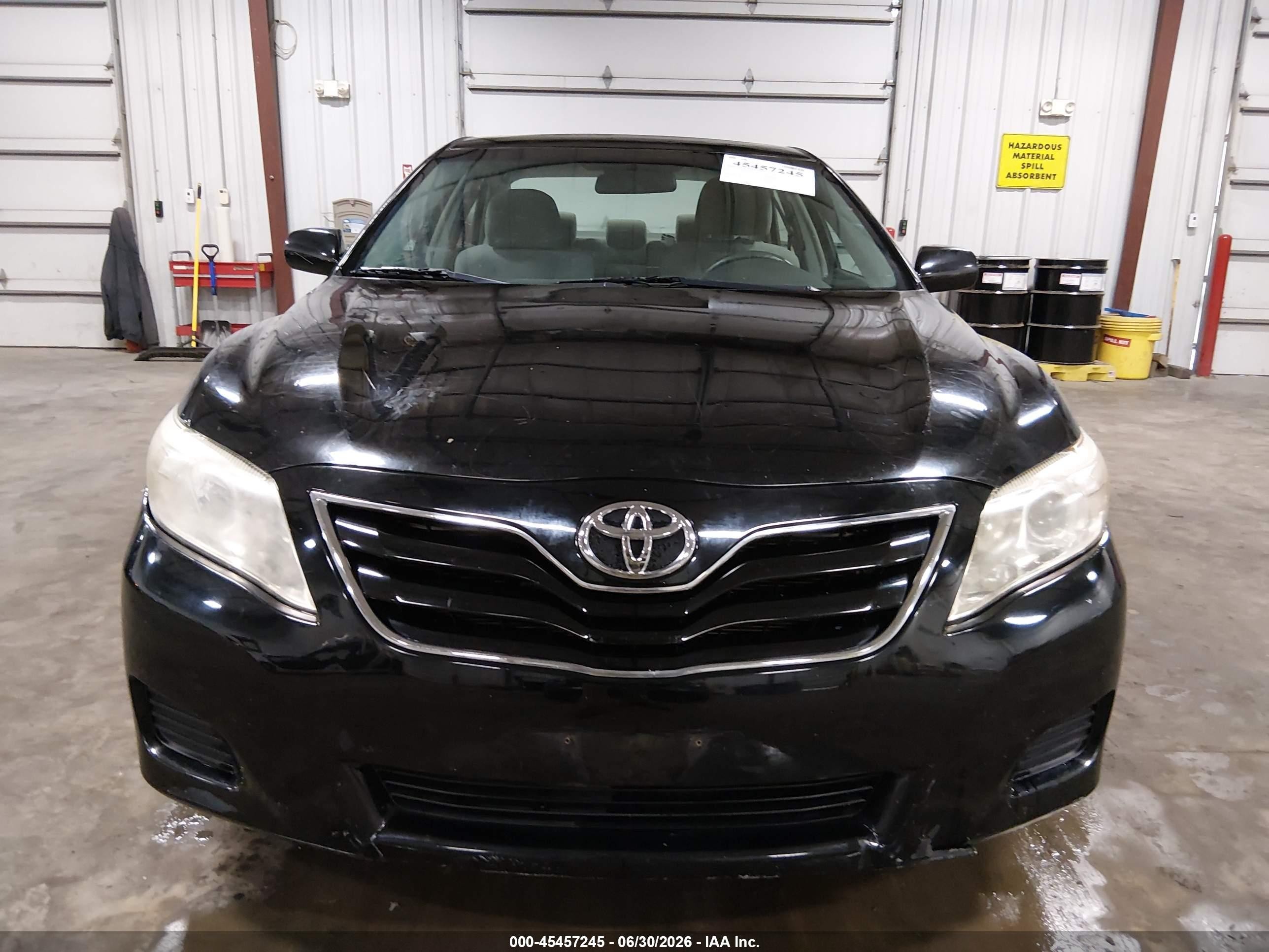 2010 Toyota Camry Le Black vin: 4T1BF3EK5AU093753