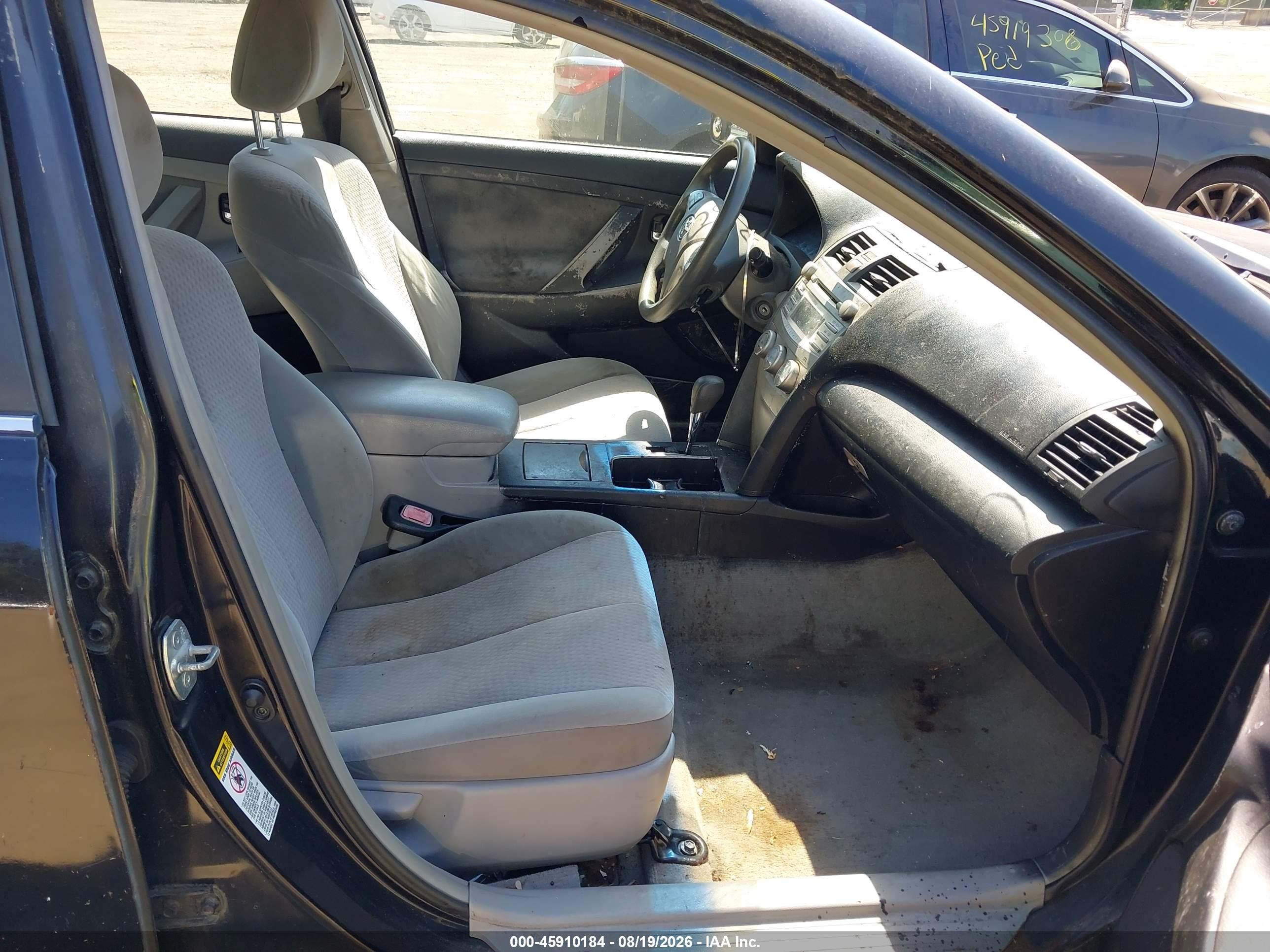 2010 Toyota Camry Le Black vin: 4T1BF3EK5AU535477