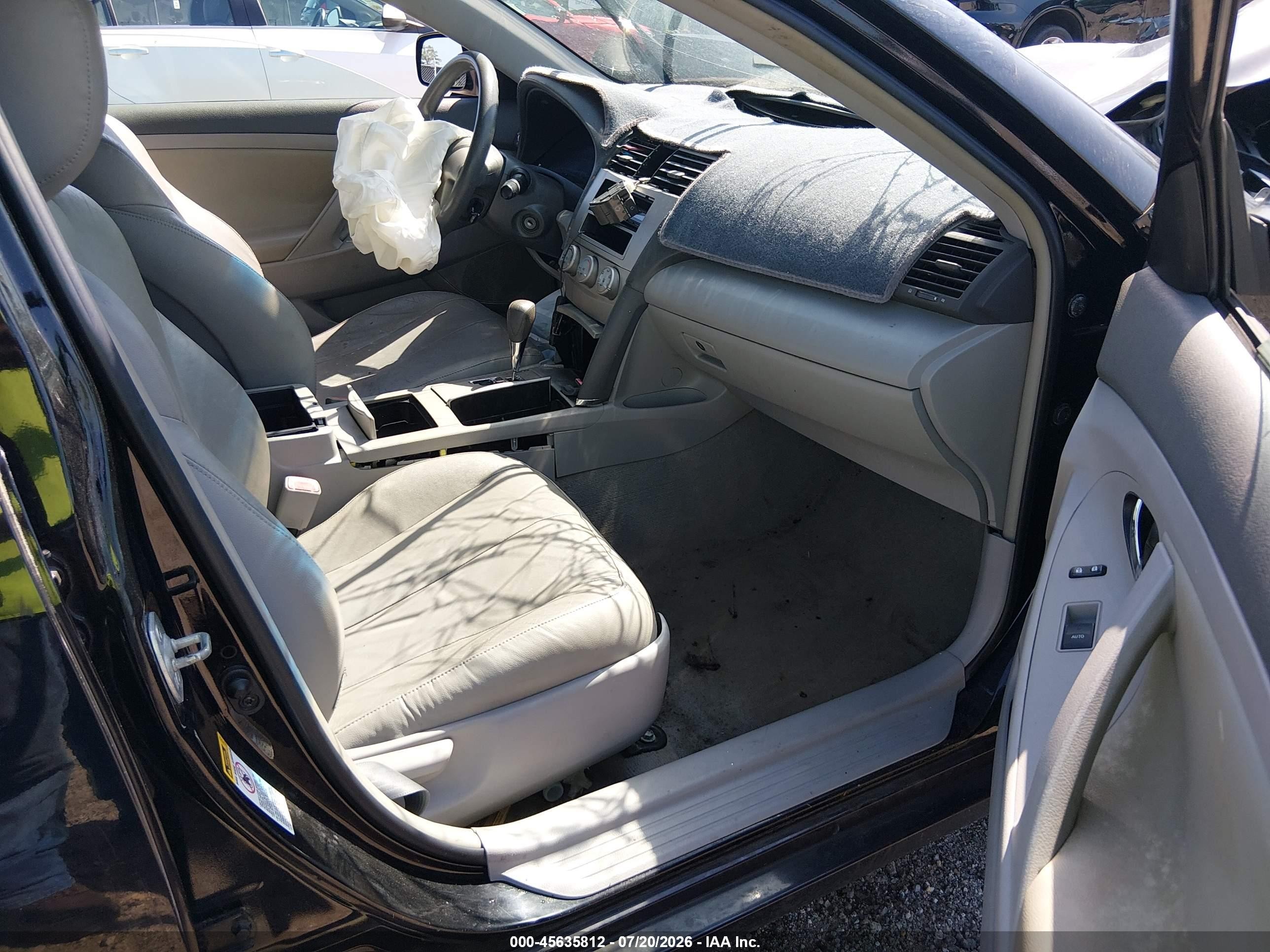2010 Toyota Camry Le Black vin: 4T1BF3EK5AU541456
