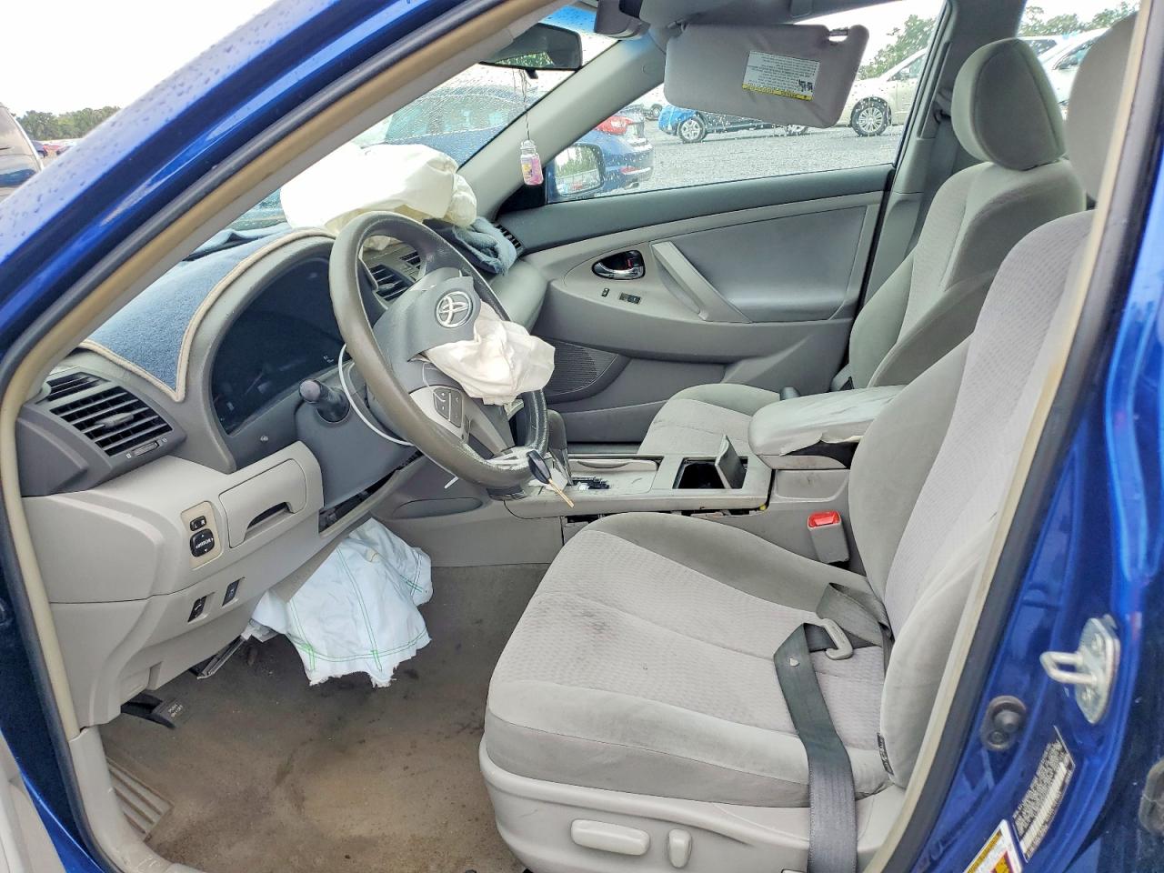 2010 Toyota Camry Le Blue vin: 4T1BF3EK5AU549041