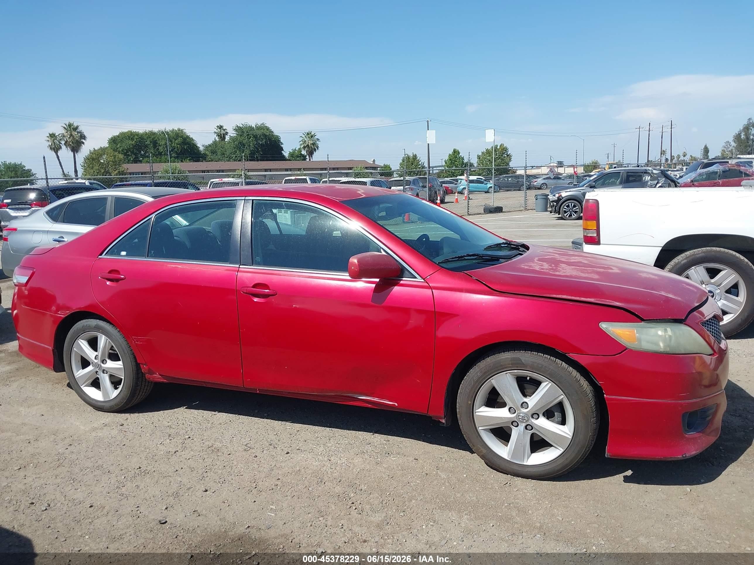 2010 Toyota Camry Se Red vin: 4T1BF3EK5AU576952