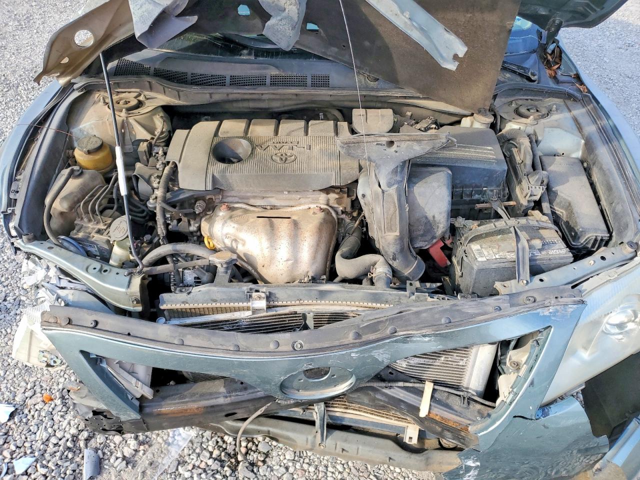 2010 Toyota Camry Le Green vin: 4T1BF3EK5AU578491