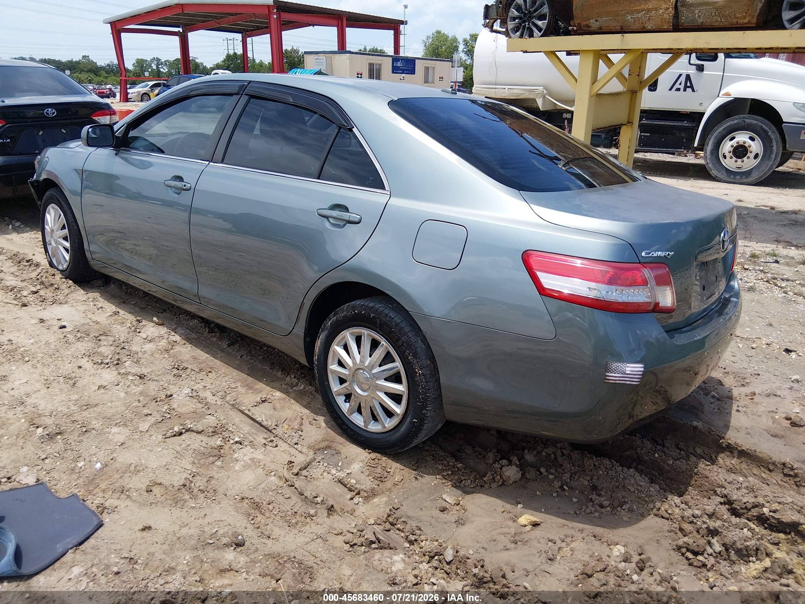 2010 Toyota Camry Le Light Blue vin: 4T1BF3EK5AU581018