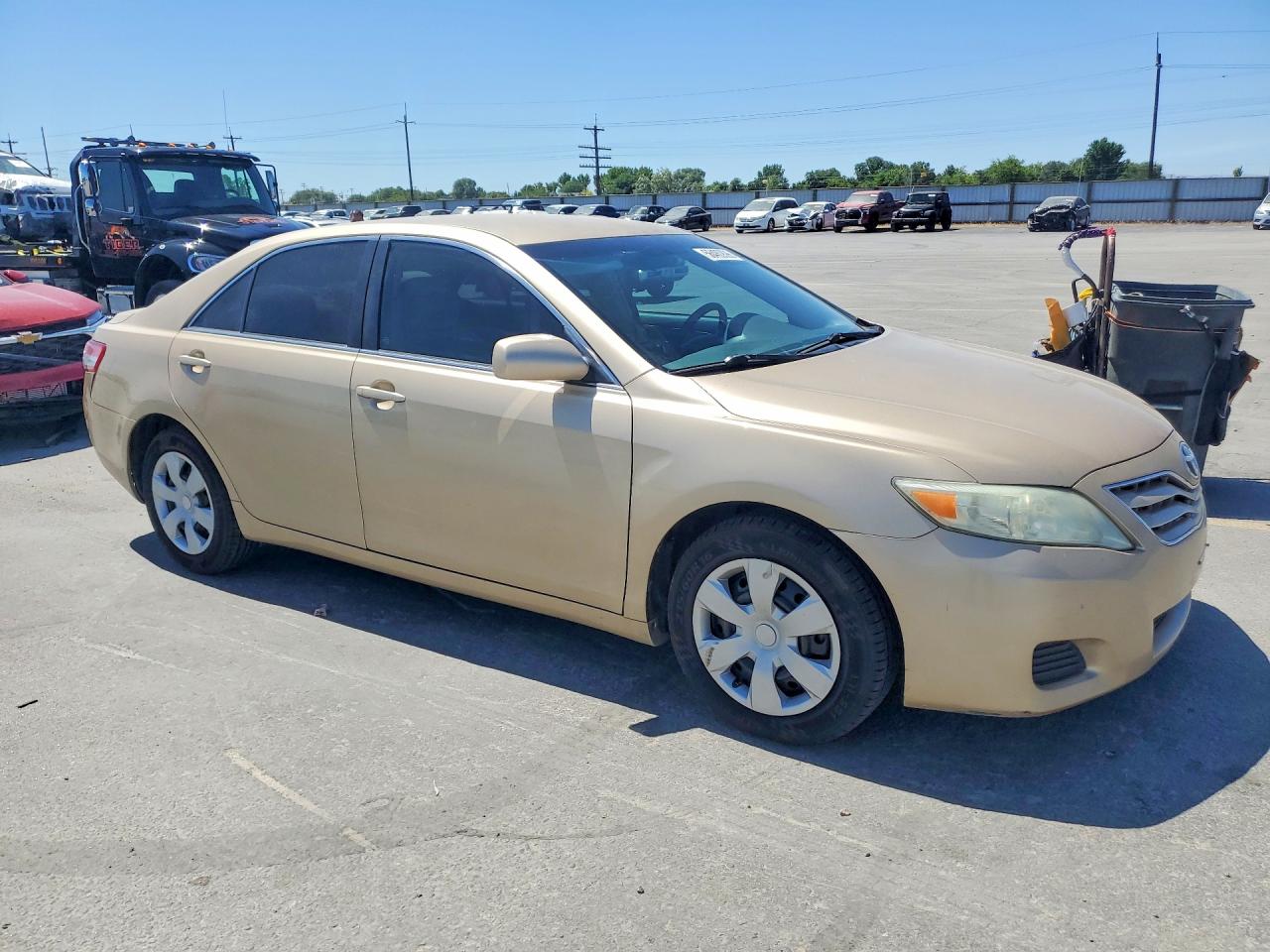2011 Toyota Camry Le Tan vin: 4T1BF3EK5BU129569