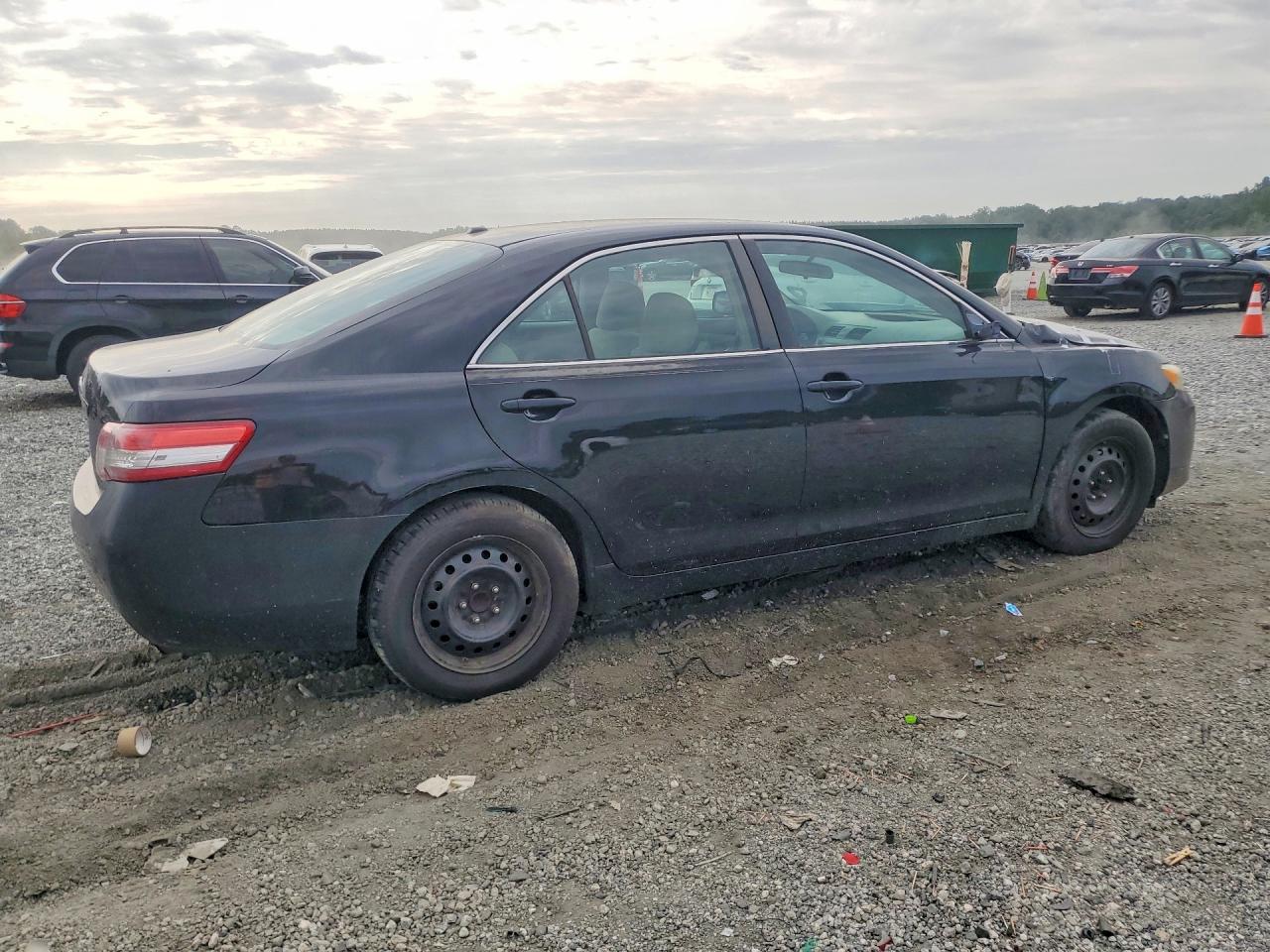 2011 Toyota Camry Le Black vin: 4T1BF3EK5BU135551