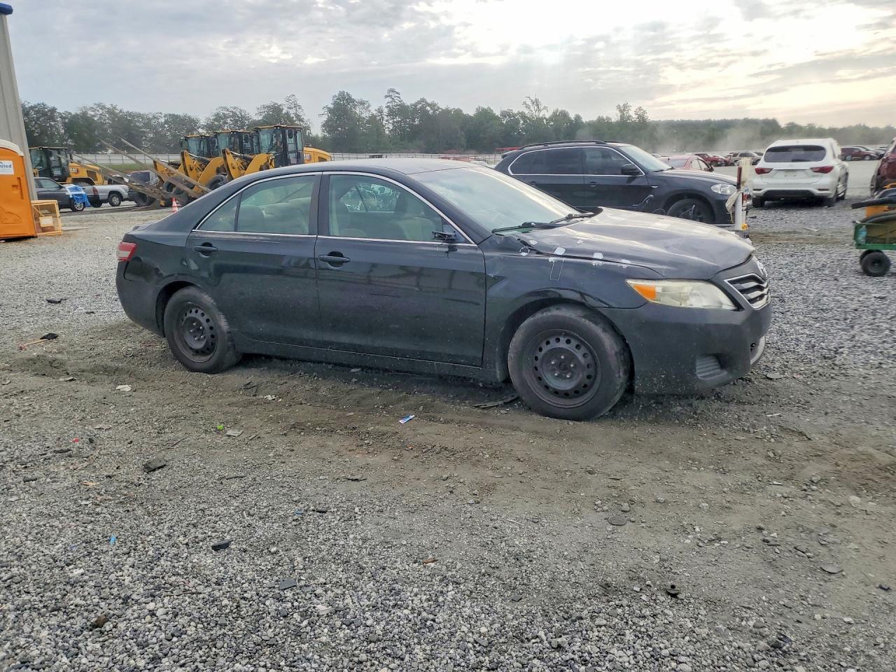 2011 Toyota Camry Le Black vin: 4T1BF3EK5BU135551