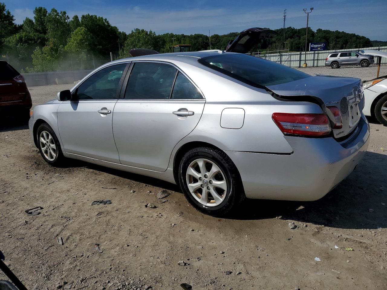 2011 Toyota Camry Le Silver vin: 4T1BF3EK5BU147344