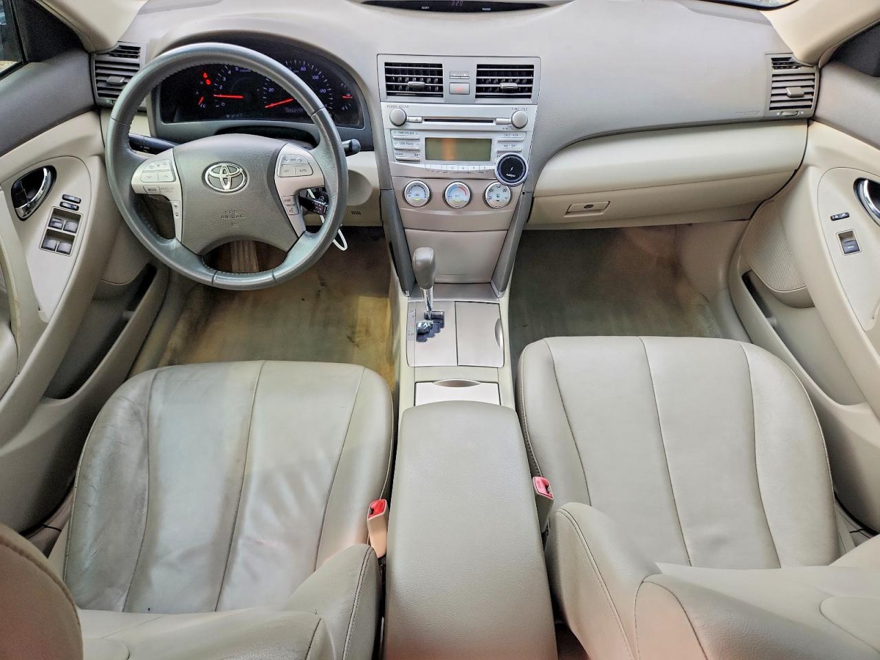 2011 Toyota Camry Le Gray vin: 4T1BF3EK5BU153838